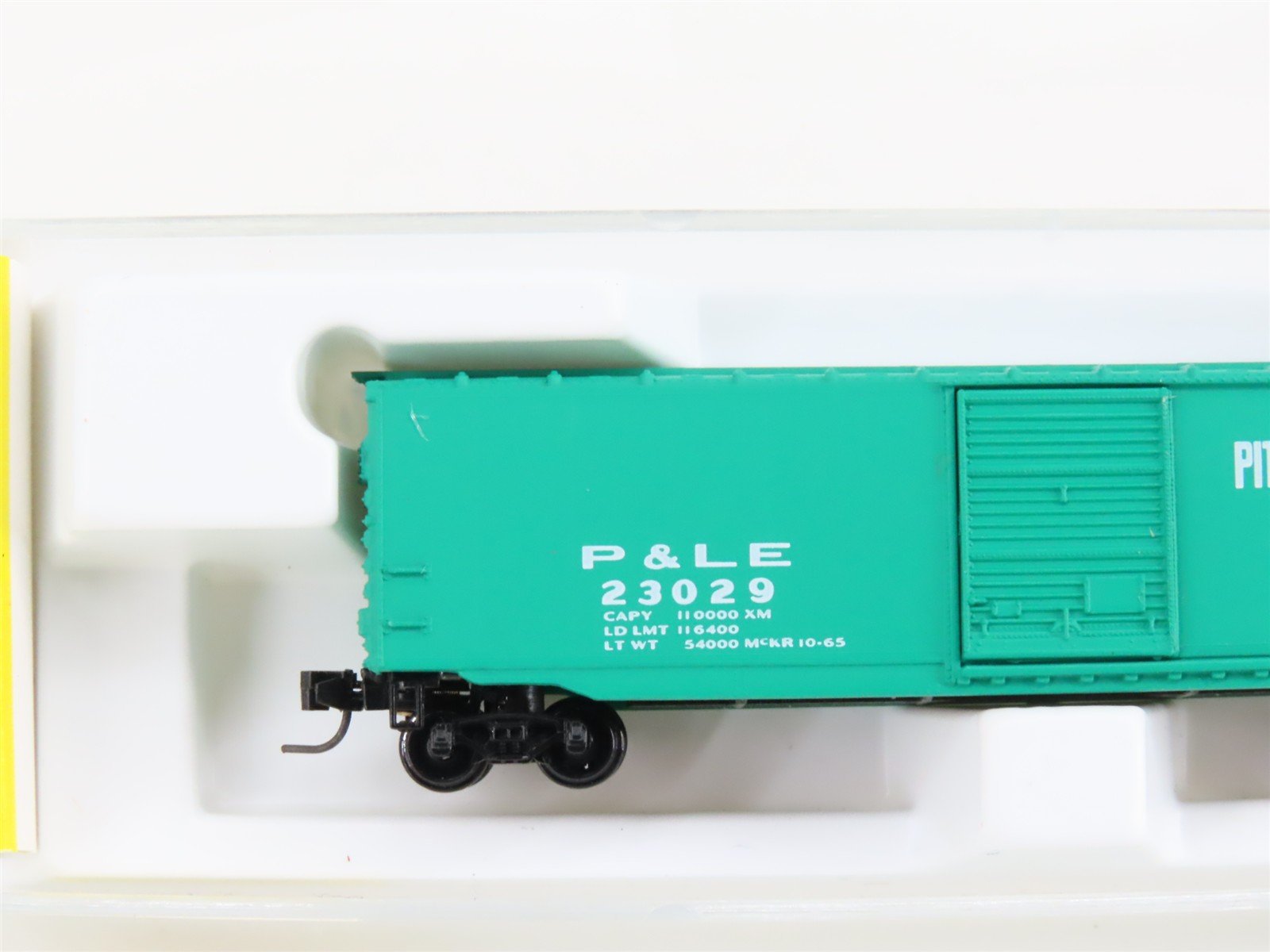 Z Kadee Micro-Trains MTL 13507-2 P&LE Pittsburgh & Lake Erie 50' Box Car #23029