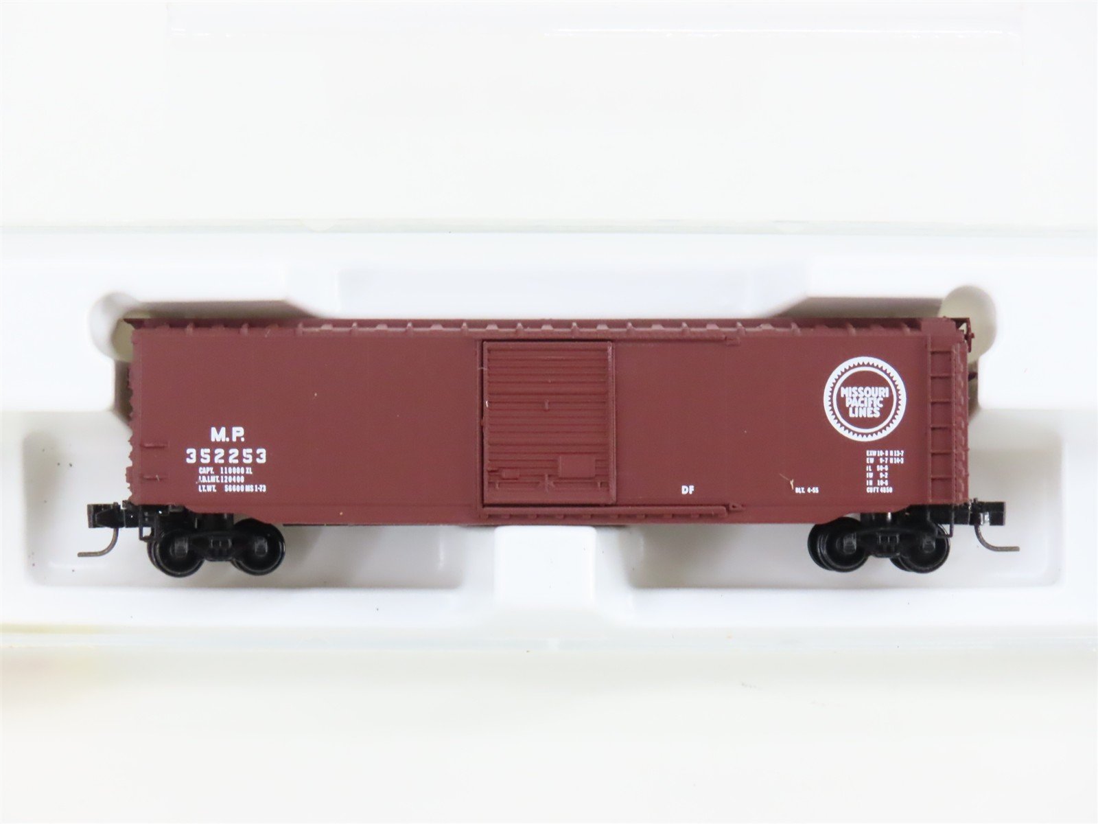 Z Scale Kadee Micro-Trains MTL 13506-2 MP Missouri Pacific Box Car #352253