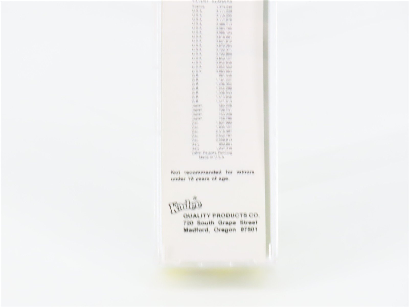 Z Kadee Micro-Trains MTL 13504-2 C&O Chesapeake & Ohio Progress Box Car #21422