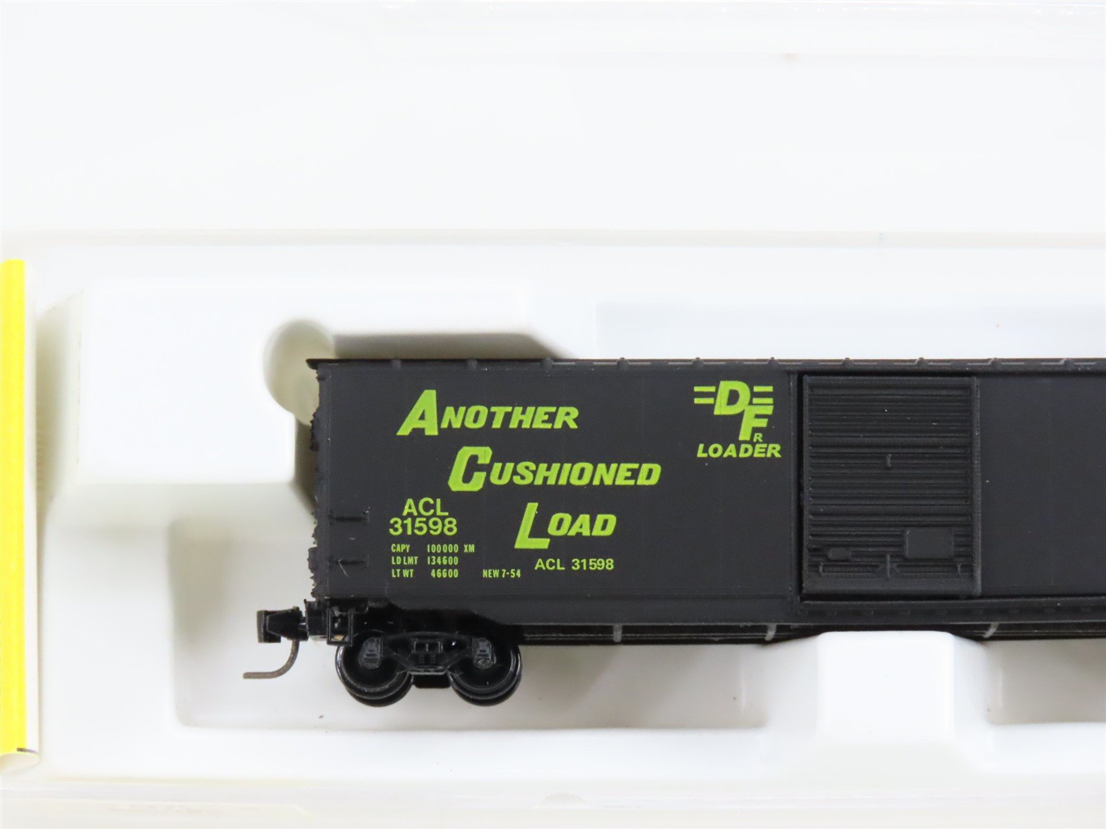 Z Scale Kadee Micro-Trains MTL 13508-2 ACL Atlantic Coast Line 50' Boxcar #31598