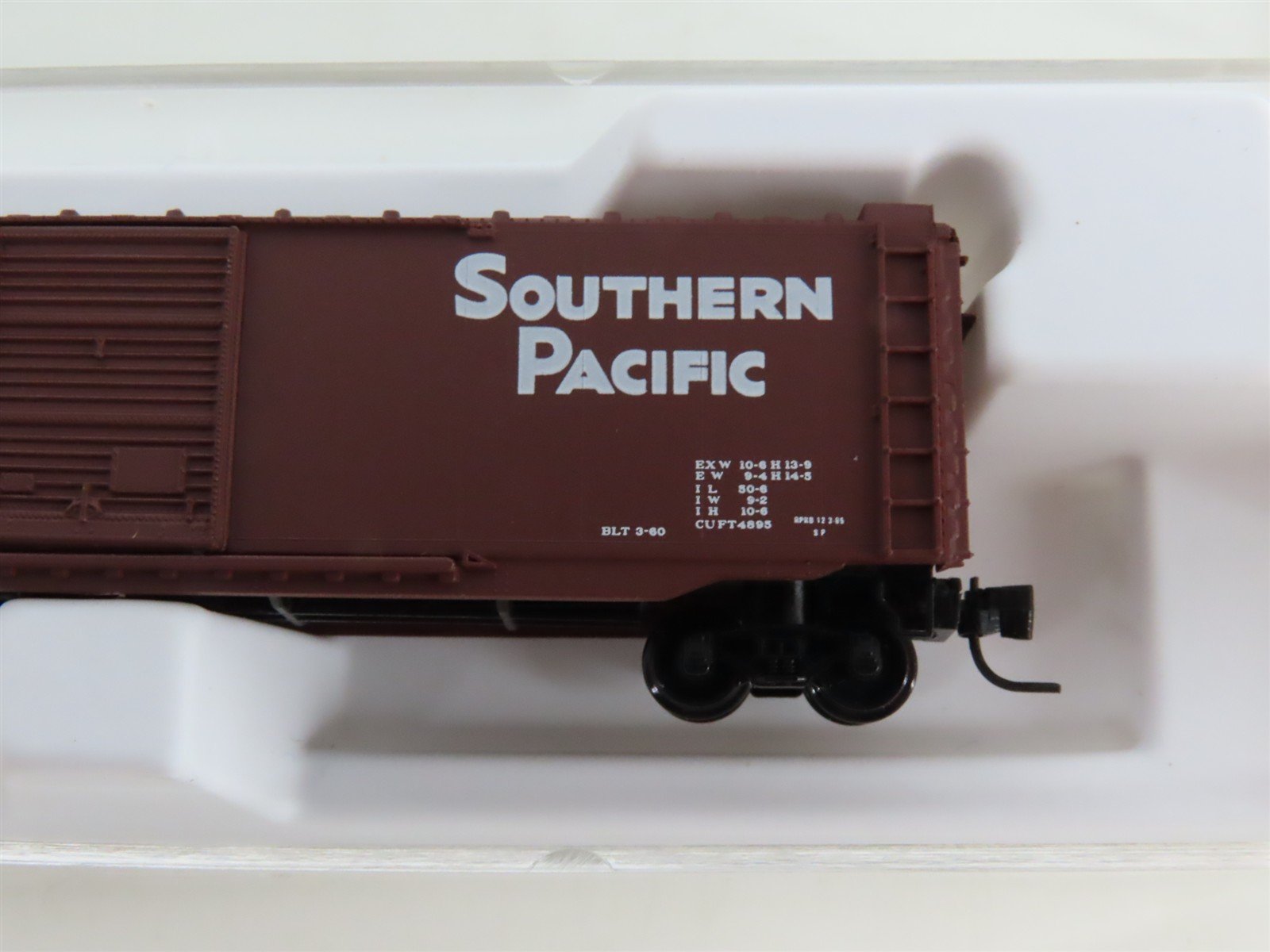 Z Scale Micro-Trains MTL 13514-2 SP Southern Pacific 50' Box Car #652270