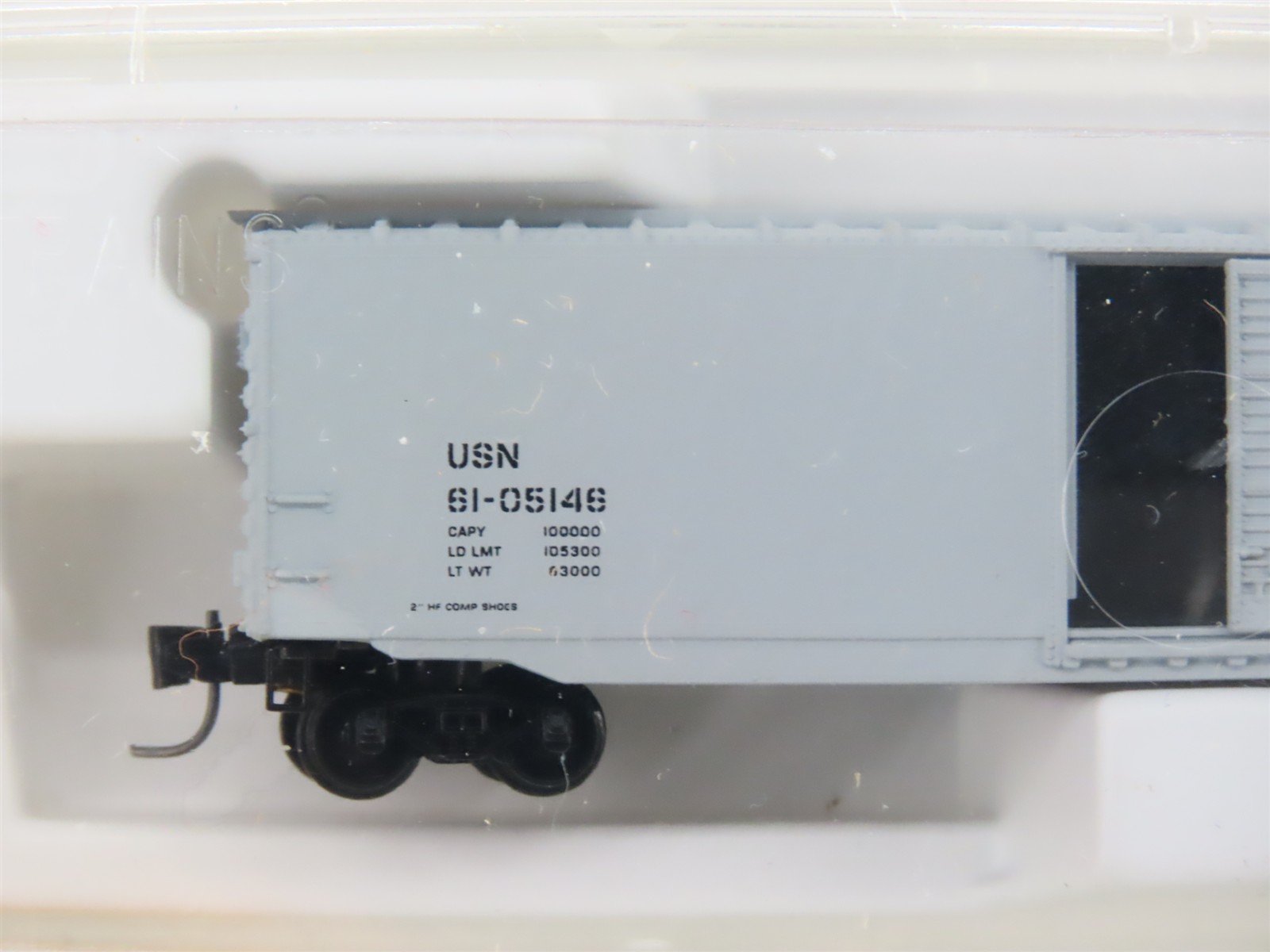 Z Scale Micro-Trains MTL 13515-2 USN United States Navy 50' Box Car #61-05146
