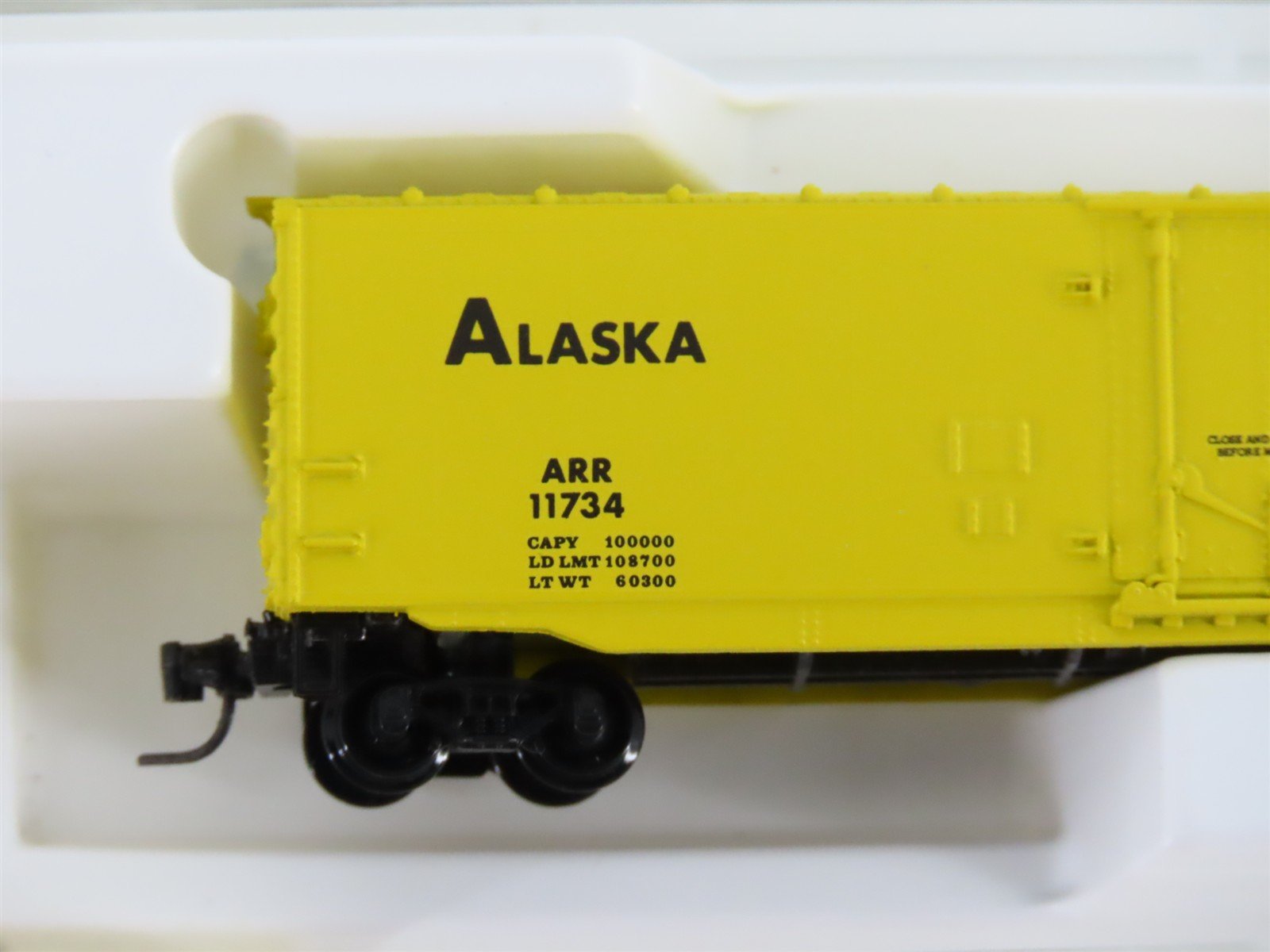 Z Kadee Micro-Trains MTL 13609-2 ARR Alaska McKinley National Park Boxcar #11734