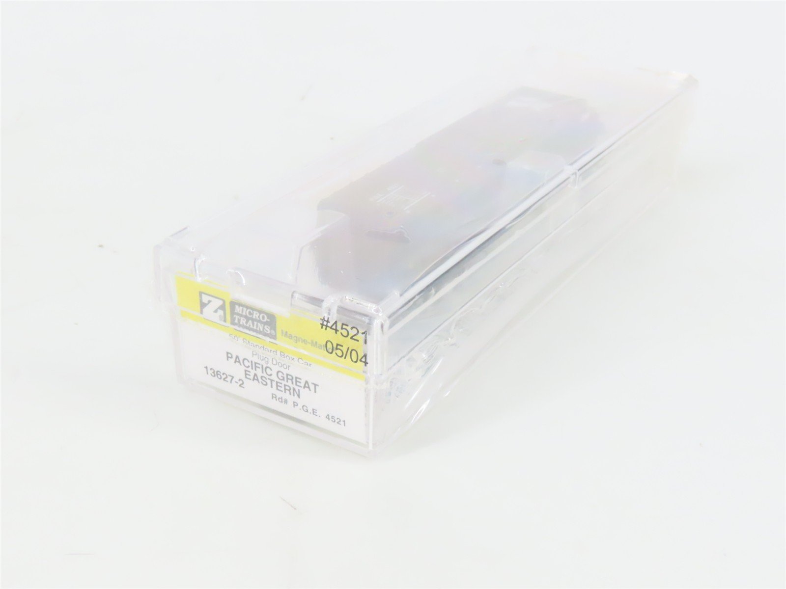 Z Scale Micro-Trains MTL 13627-2 PGE Pacific Great Eastern 50' Box Car #4521
