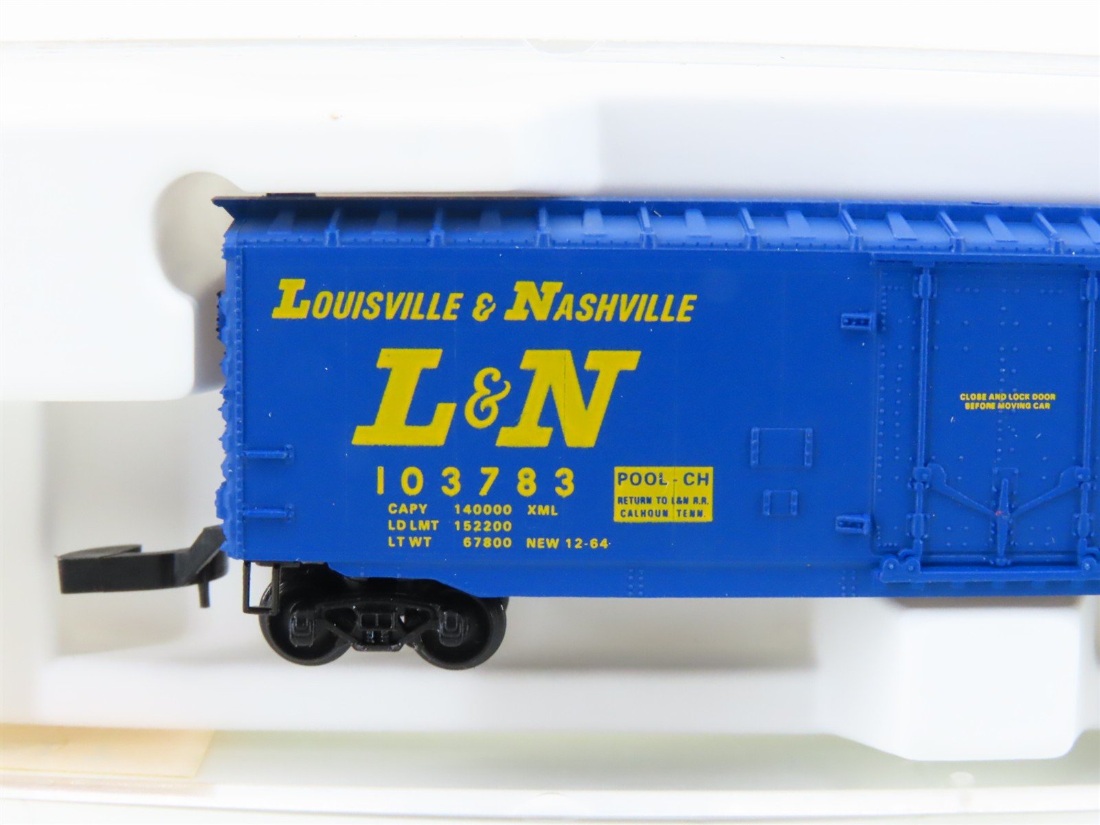 Z Scale Micro-Trains MTL 13617 L&N Louisville & Nashville 50' Box Car #103783