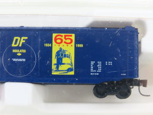 Z Scale Micro-Trains MTL 13630-2 MR Model Railroader 65 Years 50' Box Car 346599