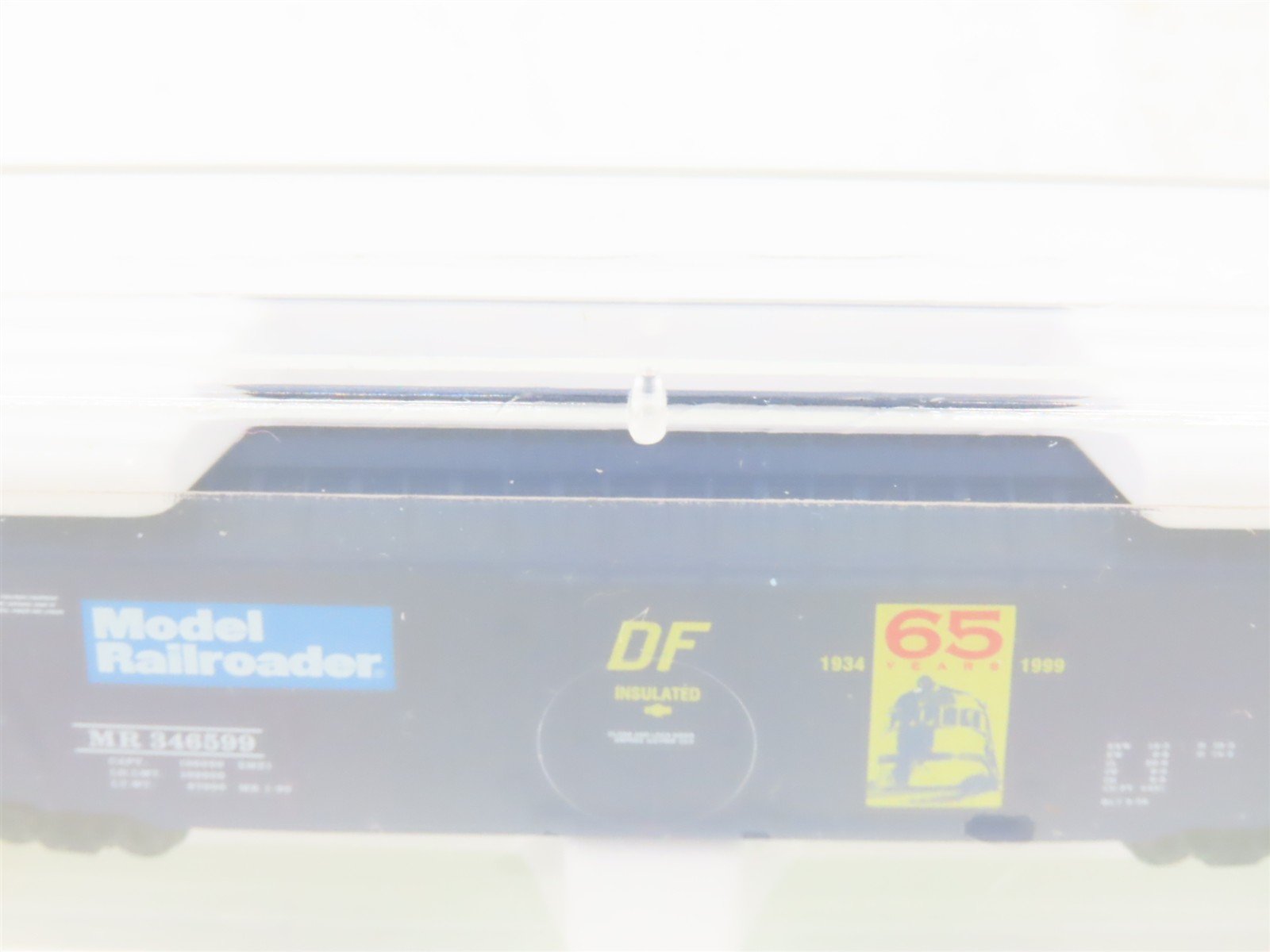 Z Scale Micro-Trains MTL 13630-2 MR Model Railroader 65 Years 50' Box Car 346599