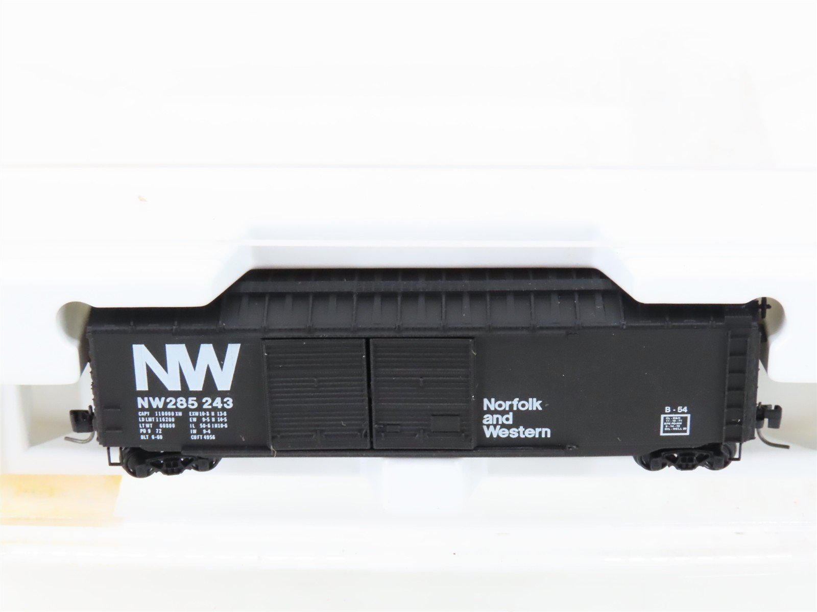 Z Scale Kadee Micro-Trains MTL 13703-2 N&W Norfolk & Western 50' Box Car #285243