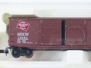 Z Scale Kadee Micro-Trains MTL 13713 MILW Milwaukee Box Car #13252 - SEALED