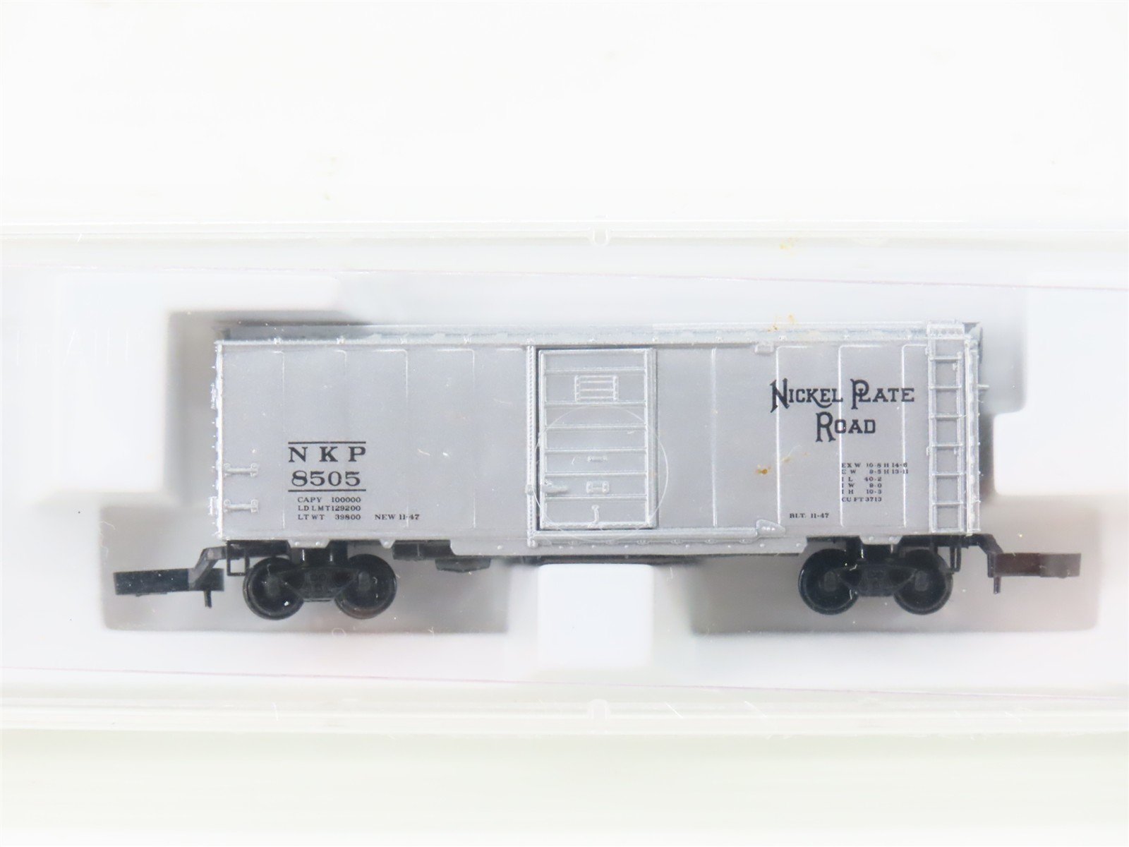 Z Scale Micro-Trains MTL 14122 NKP Nickel Plate Road 40' Box Car #8505 - SEALED