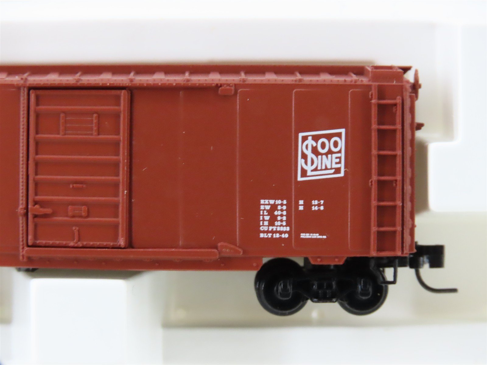 Z Scale Kadee Micro-Trains MTL 14120-2 SOO Line 40' Single Door Box Car #43980