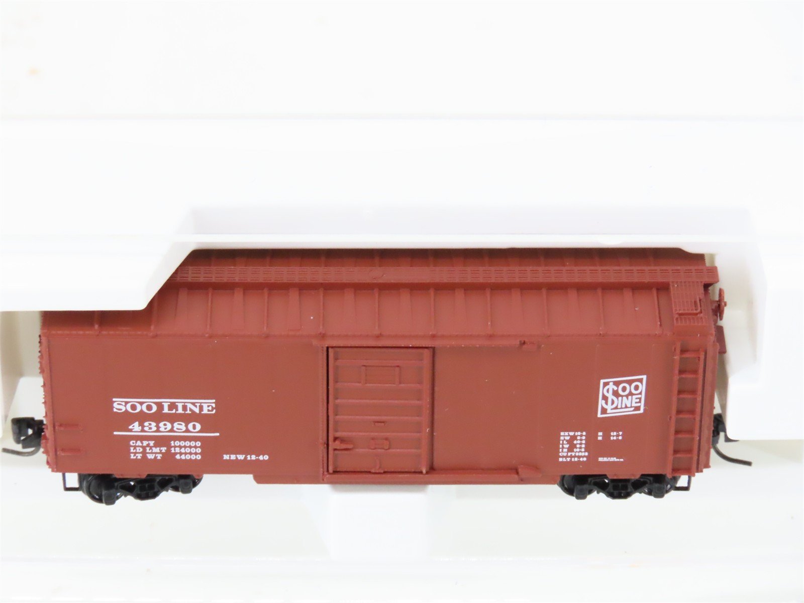 Z Scale Kadee Micro-Trains MTL 14120-2 SOO Line 40' Single Door Box Car #43980