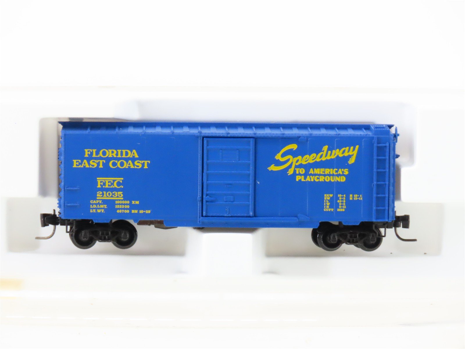 Z Scale Micro-Trains MTL 14114-2 FEC Florida East Coast 40' Box Car #21035