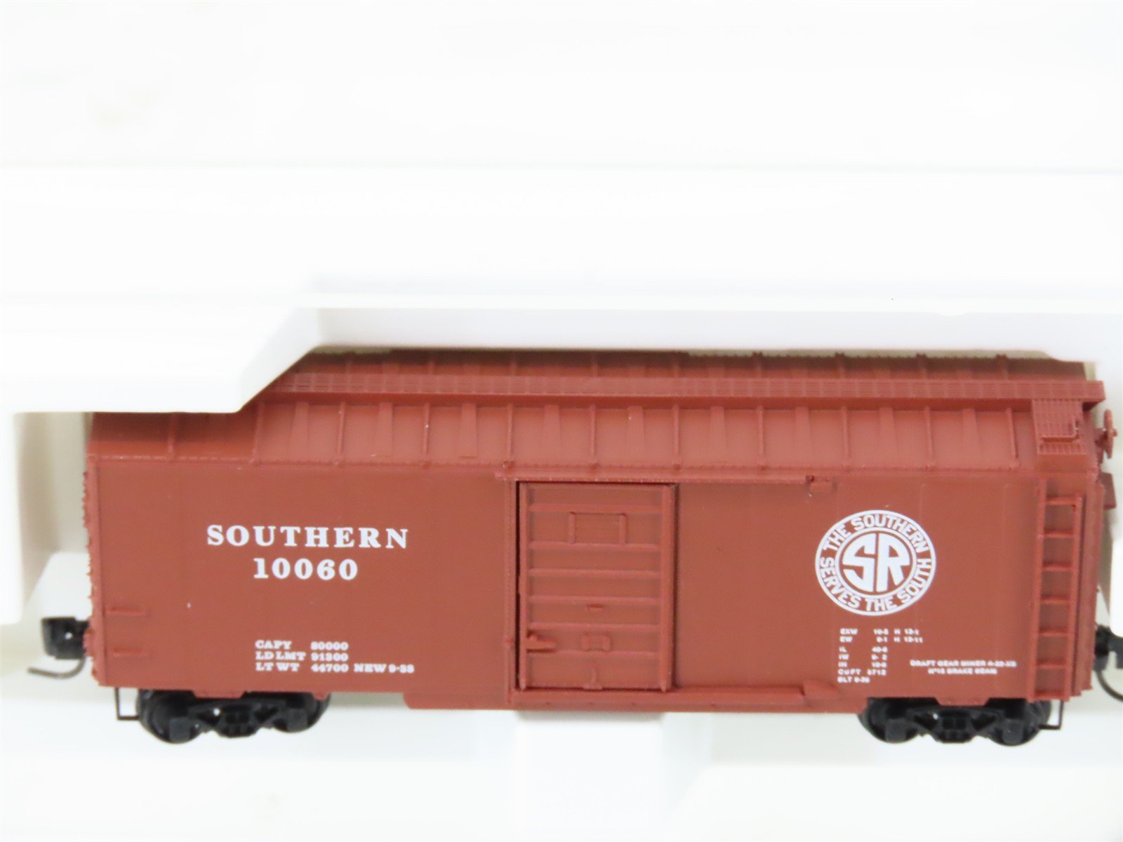 Z Scale Kadee Micro-Trains MTL 14118-2 Southern Railway 40' Box Car #10060