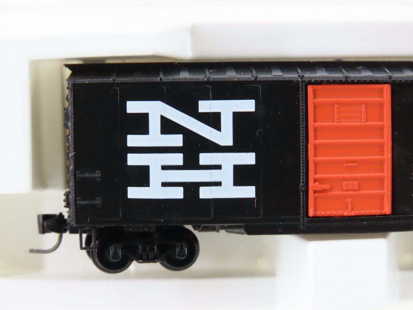 Z Scale Kadee Micro-Trains MTL 14116-2 NH New Haven 40' Box Car #36178