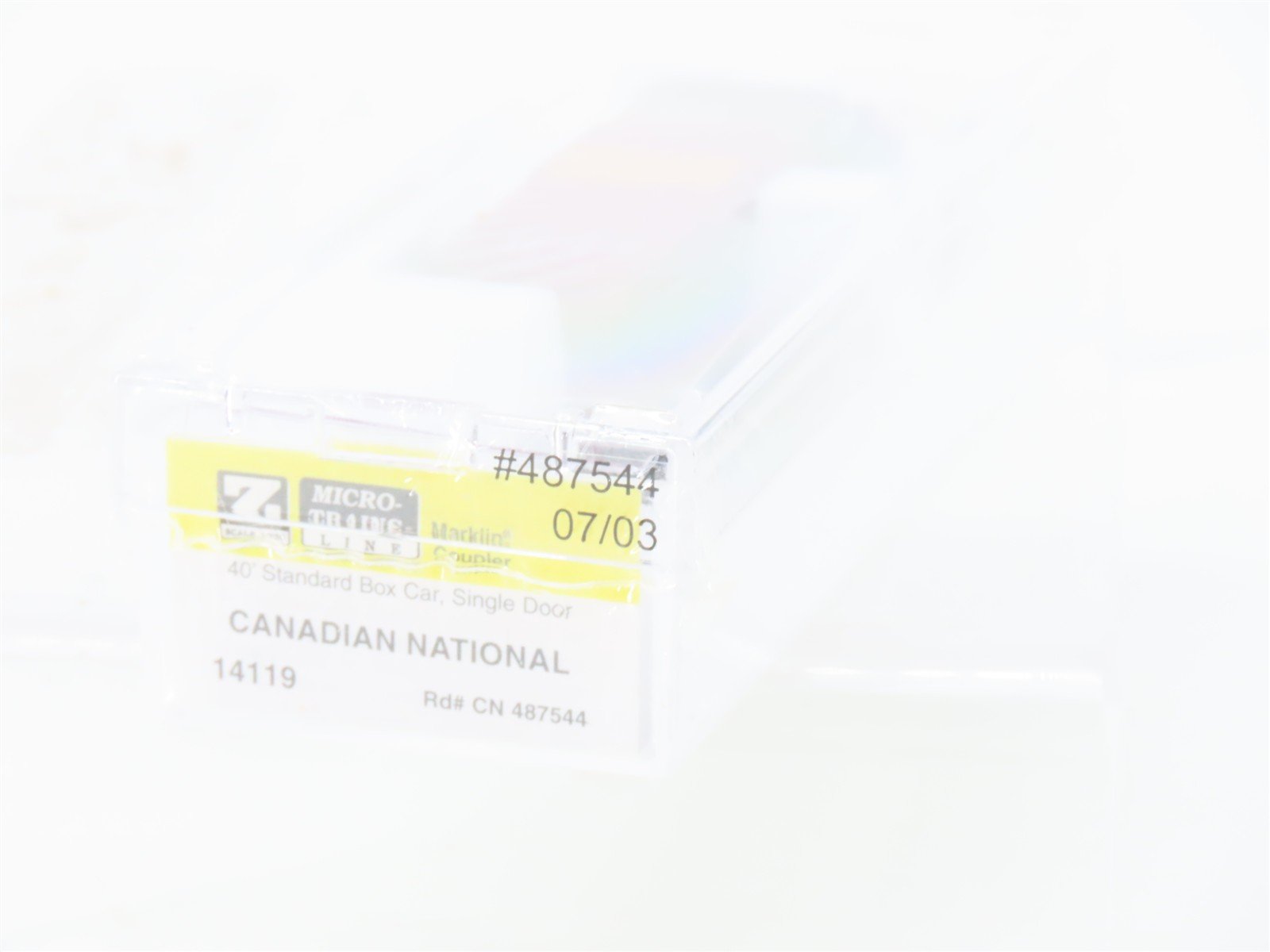 Z Micro-Trains MTL 14119 CN Canadian National Maple Leaf 40' Box Car #487544