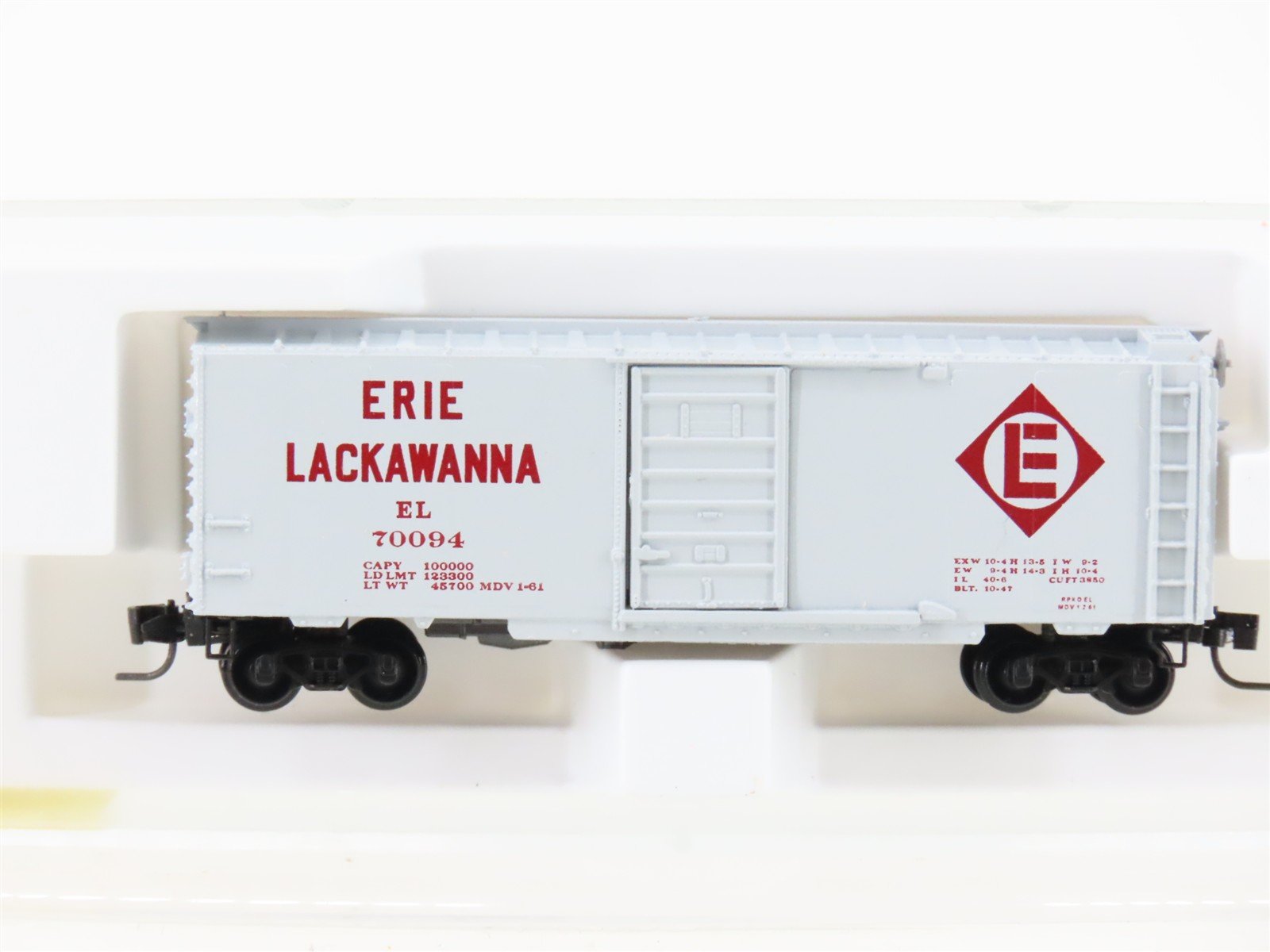 Z Scale Kadee Micro-Trains MTL 14104-2 EL Erie Lackawanna 40' Box Car #70094