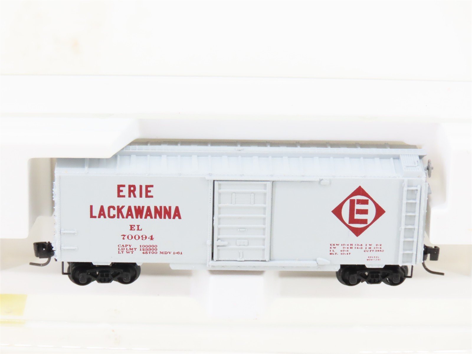 Z Scale Kadee Micro-Trains MTL 14104-2 EL Erie Lackawanna 40' Box Car #70094