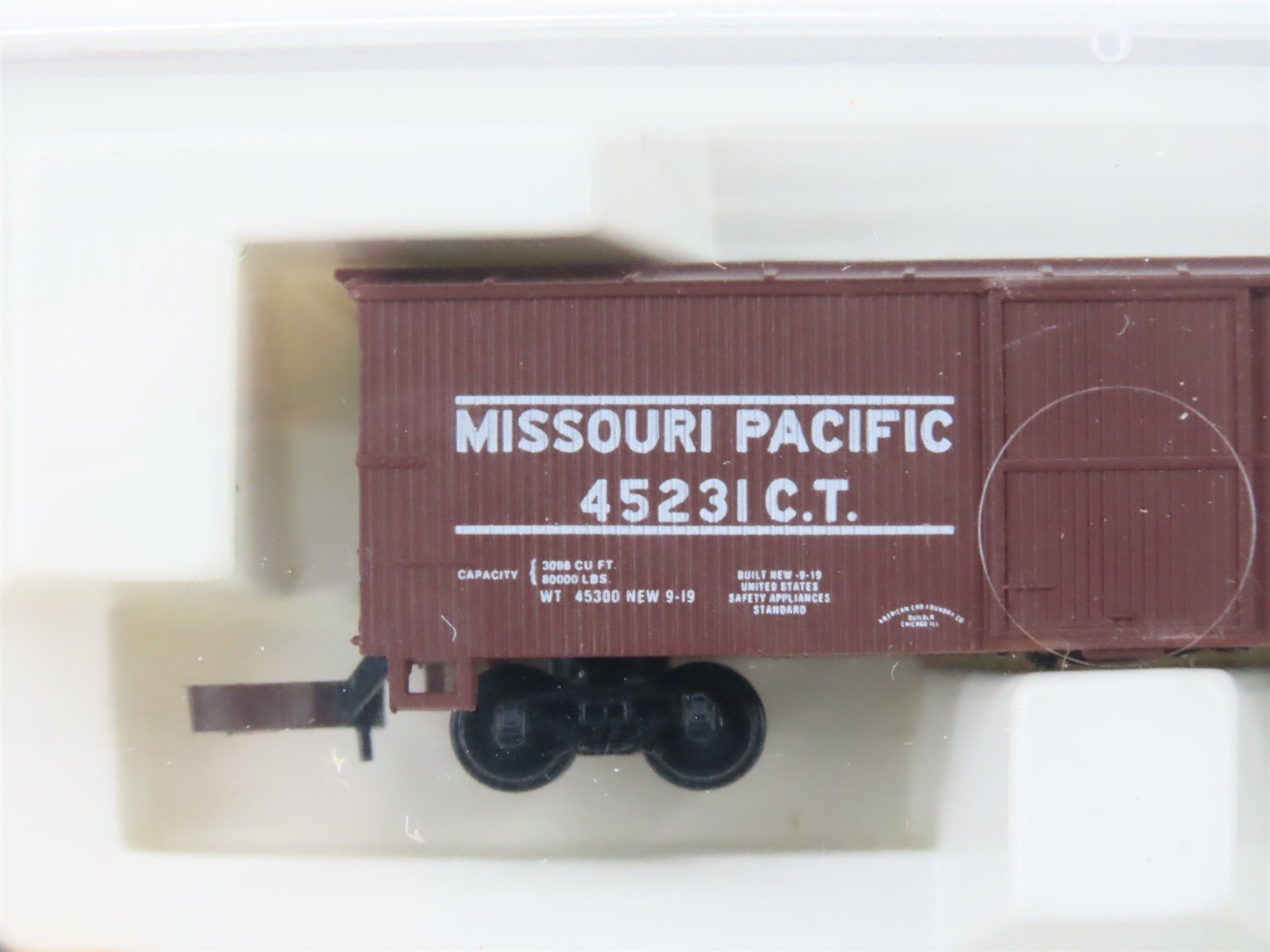 Z Scale Micro-Trains MTL 13907 MP Missouri Pacific 40' Boxcar #45231 C.T. SEALED