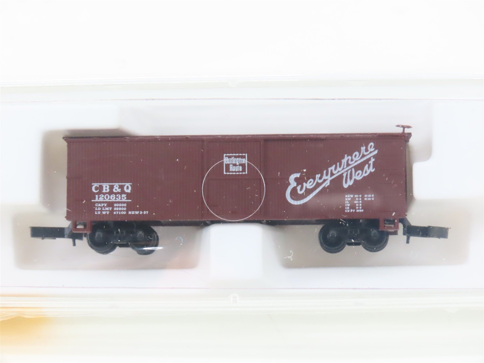 Z Scale Micro-Trains MTL 13904 CB&Q "Everywhere West" 40' Box Car #120635 SEALED