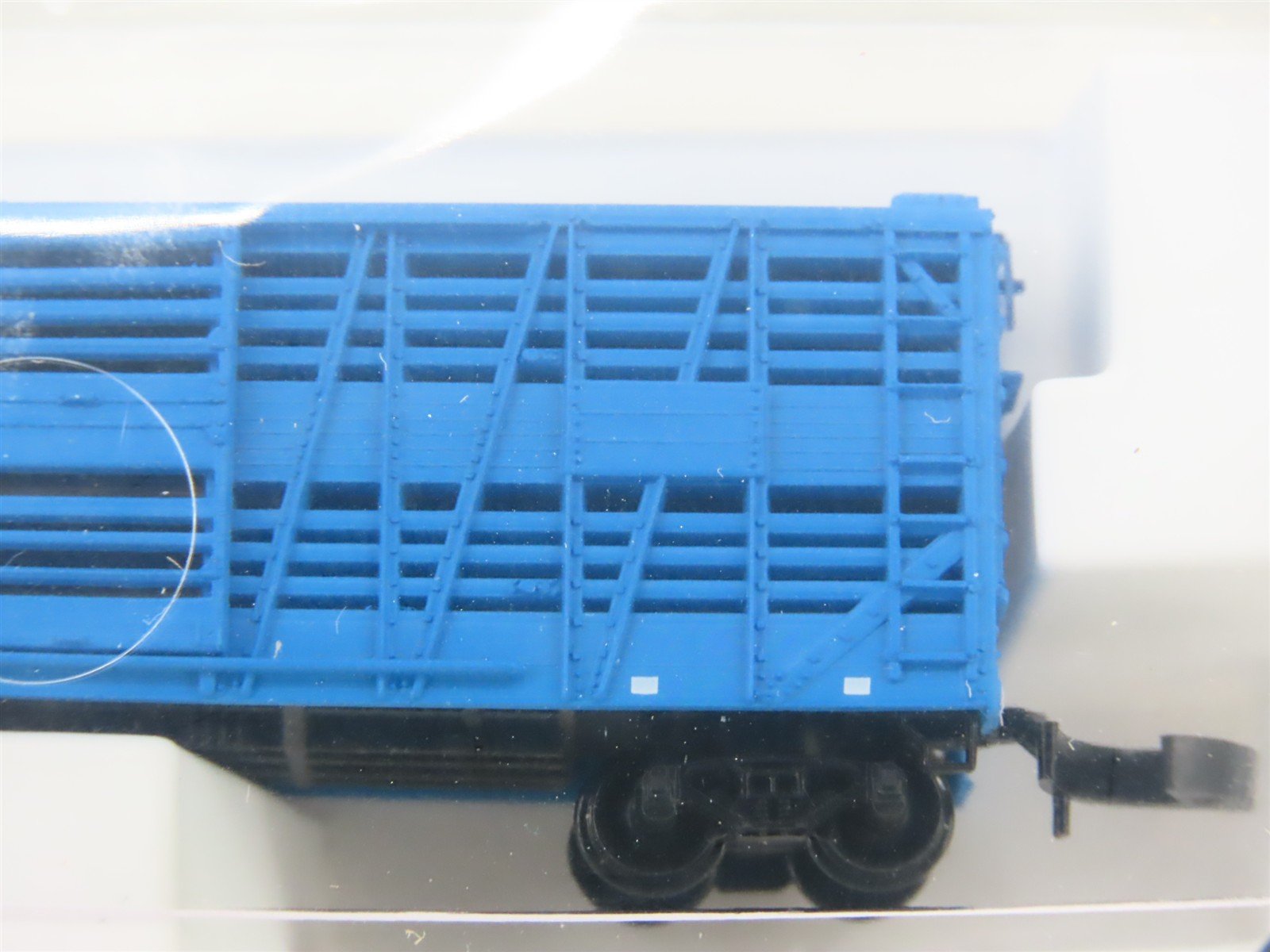Z Scale Micro-Trains MTL 13812 GN Big Sky Blue 40' Stock Car #56385 - SEALED
