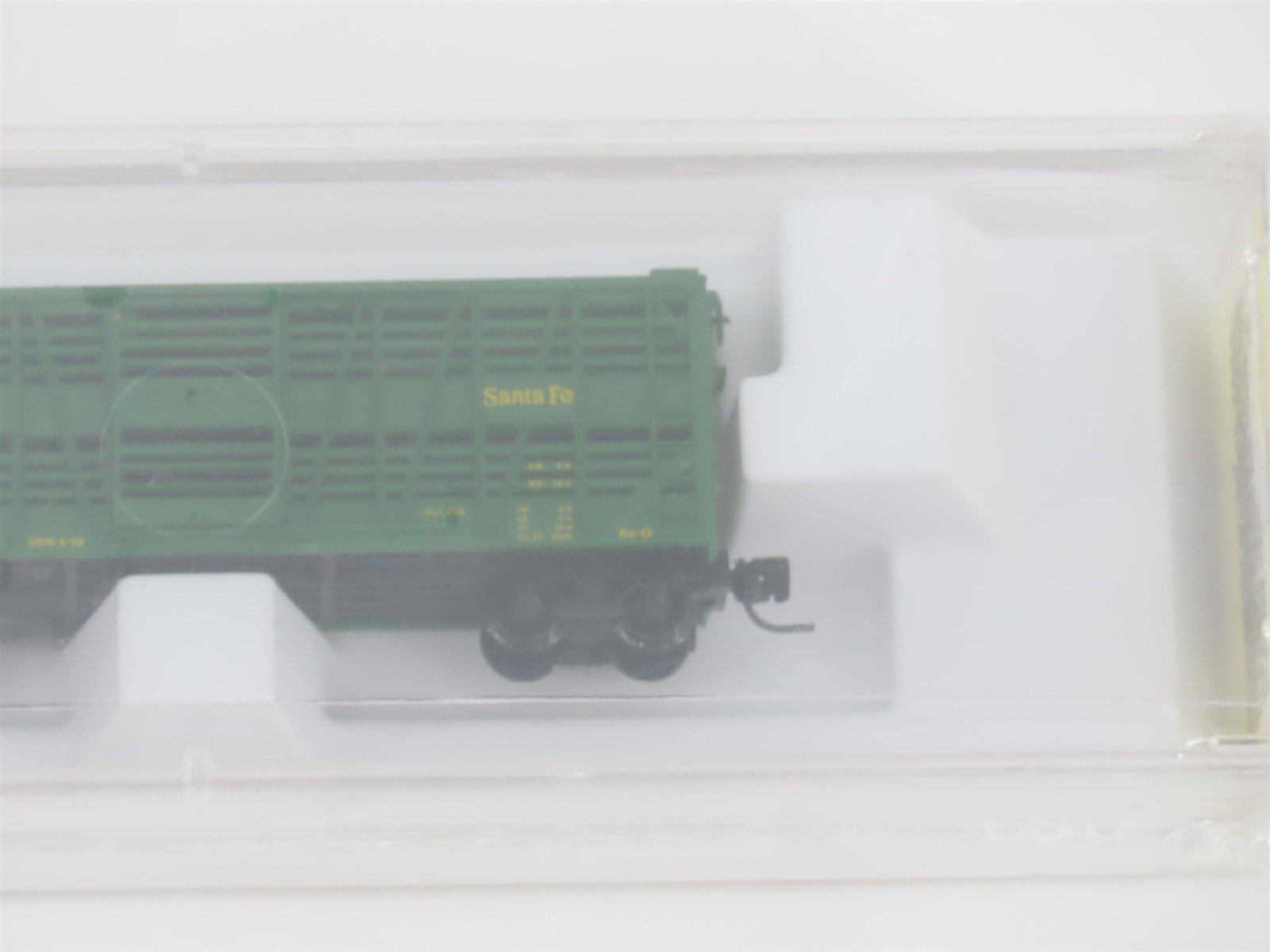 Z Scale Micro-Trains MTL 13804-2 ATSF Santa Fe 40' Single Door Stock Car #68645