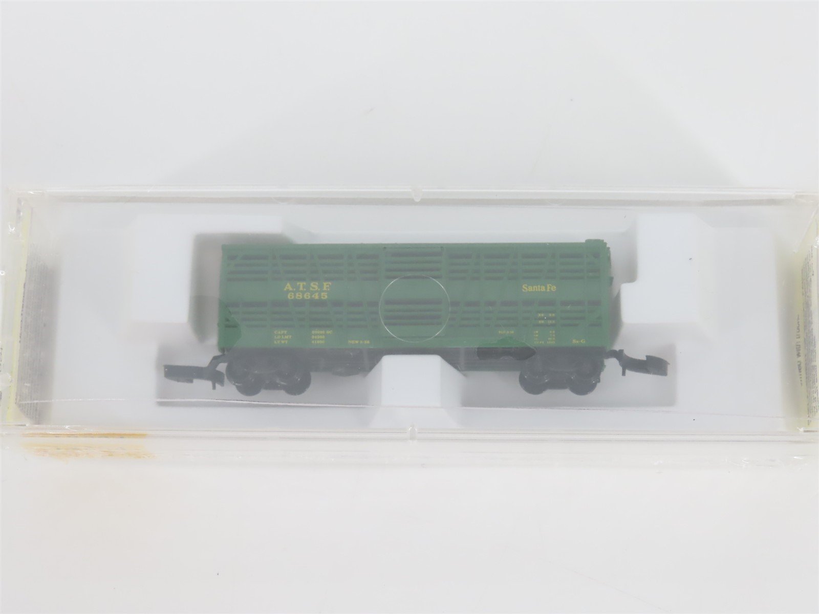 Z Scale Micro-Trains MTL 13804 ATSF Santa Fe 40' Single Door Stock Car #68645