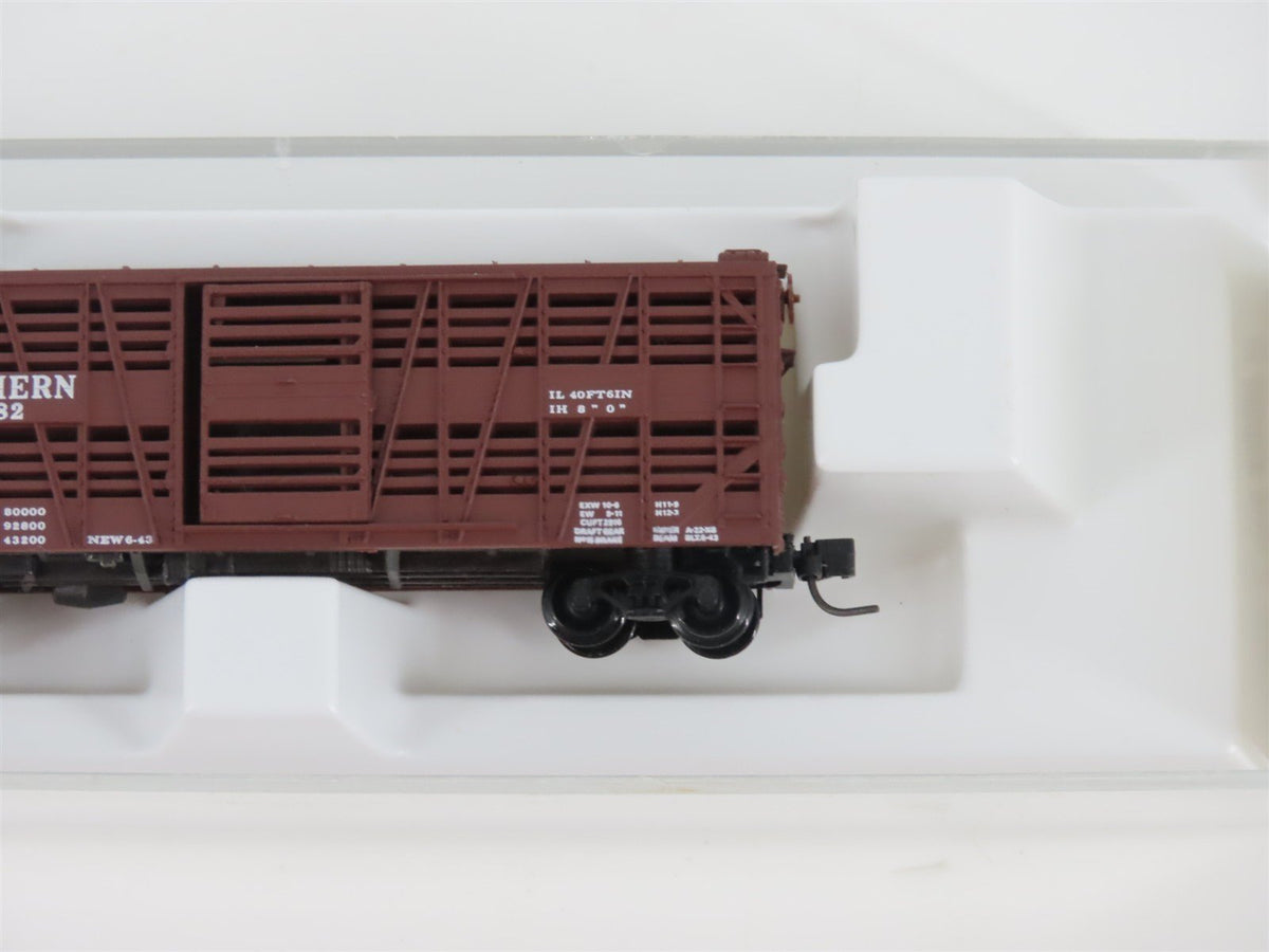 Z Scale Kadee Micro-Trains MTL 13803-2 Southern Railway 40&#39; Stock Car #45782