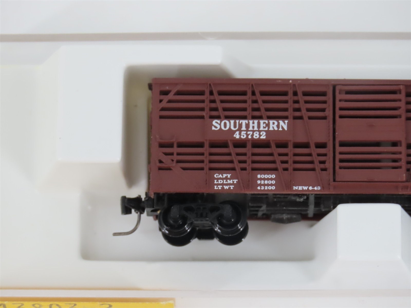 Z Scale Kadee Micro-Trains MTL 13803-2 Southern Railway 40' Stock Car #45782
