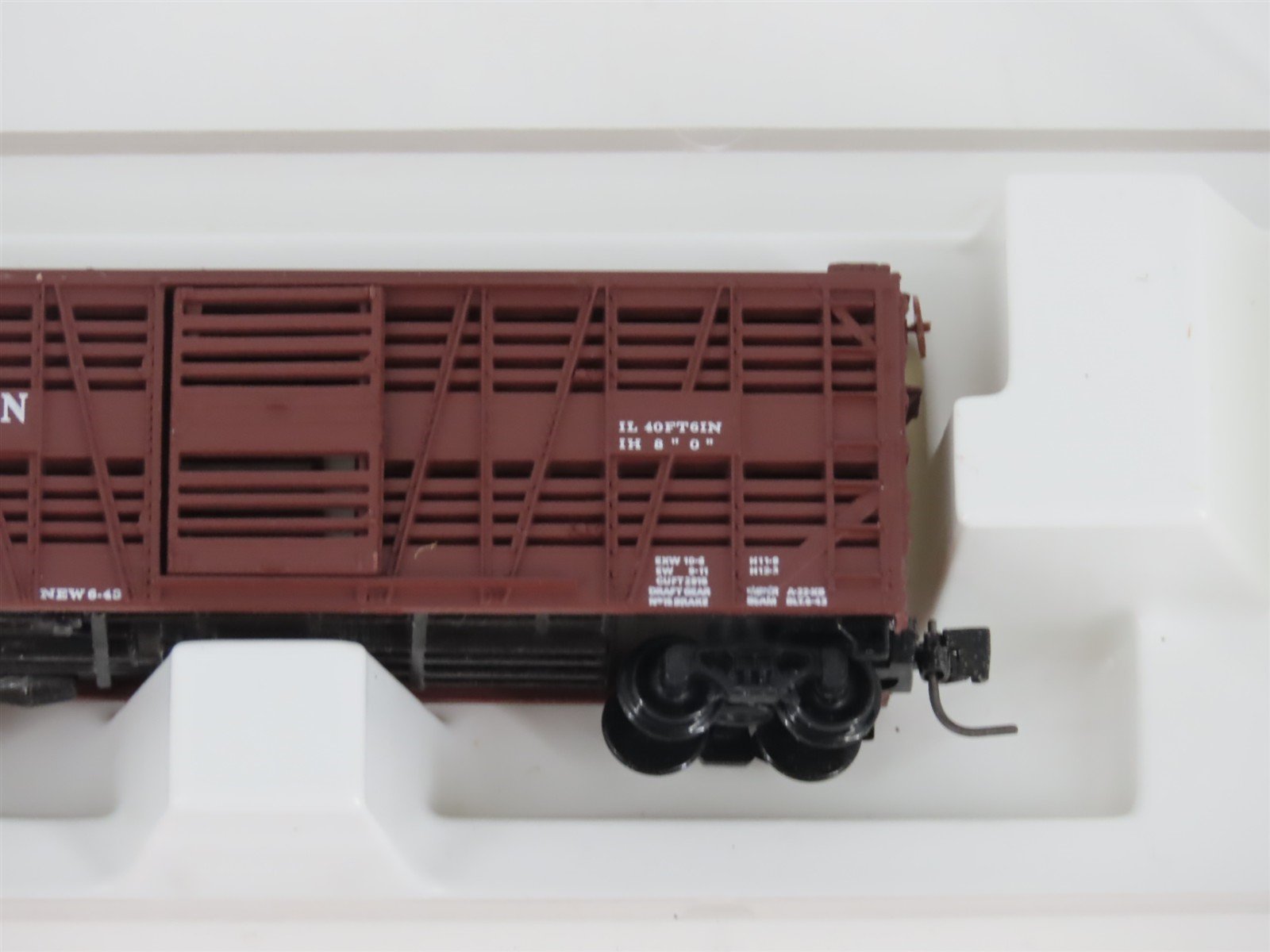 Z Scale Kadee Micro-Trains MTL 13803-2 Southern Railway 40' Stock Car #45782