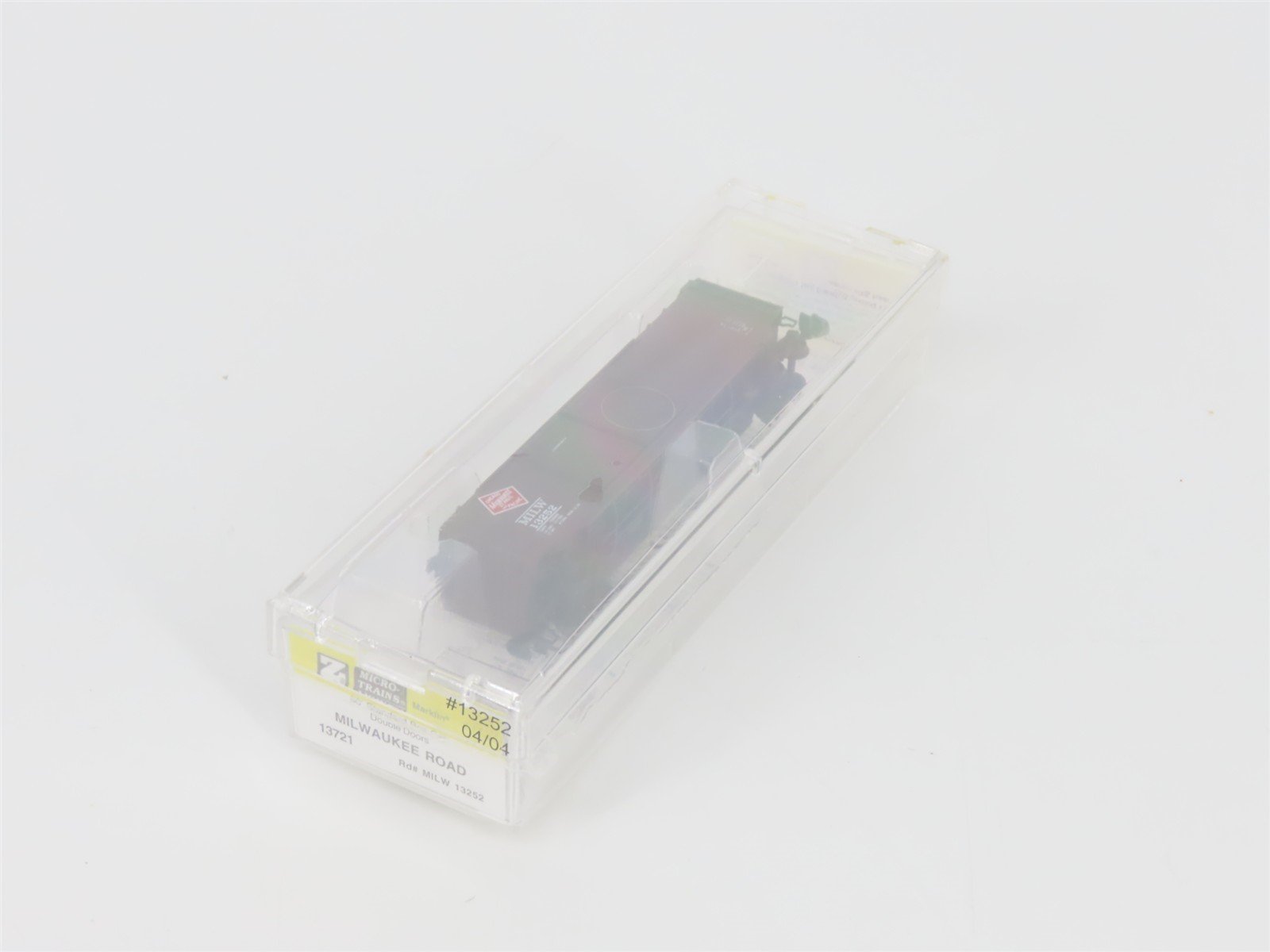 Z Scale Micro-Trains MTL 13721 MILW Milwaukee Road 50' Box Car #13252