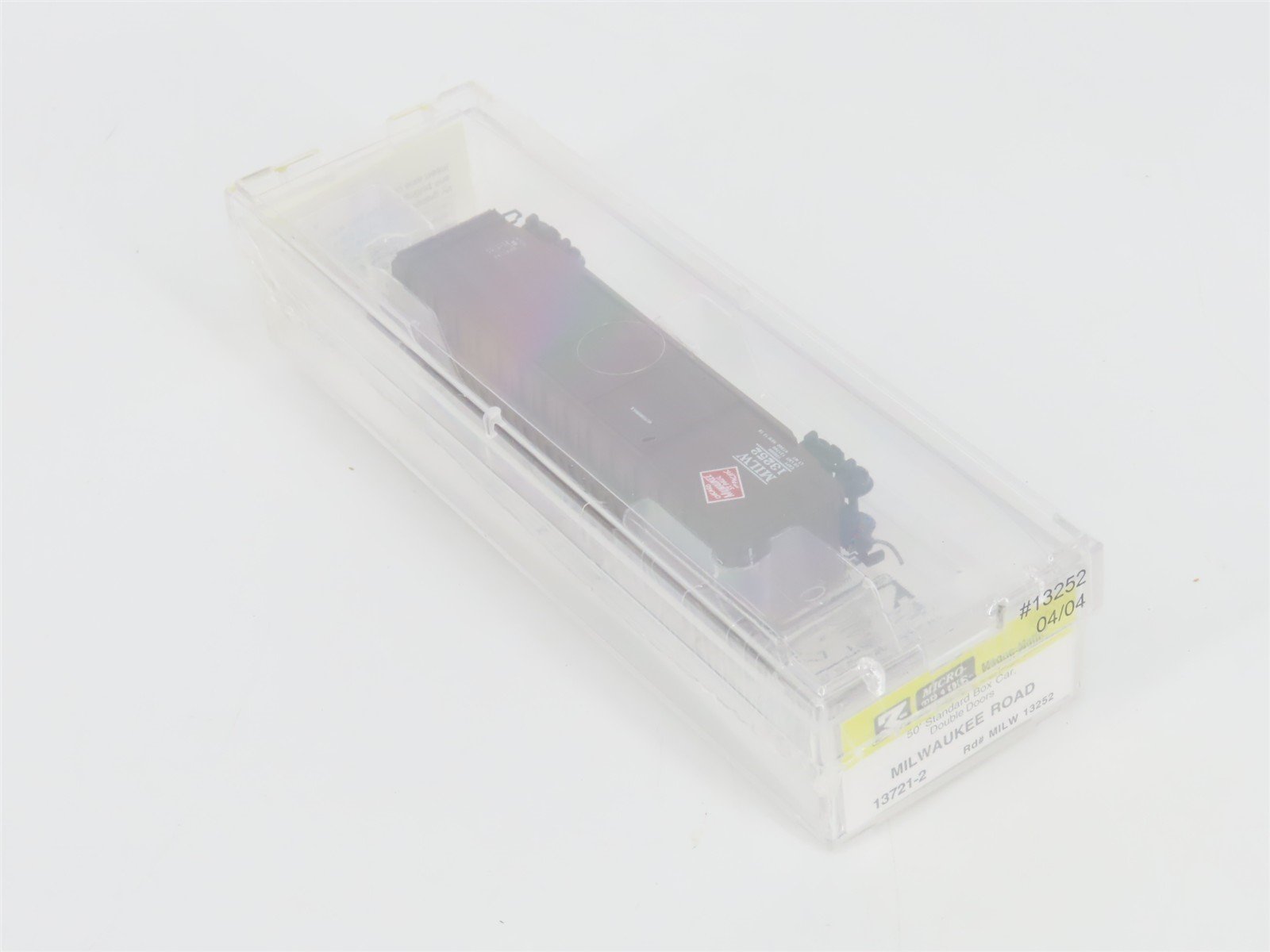 Z Scale Micro-Trains MTL 13721-2 MILW Milwaukee Road 50' Box Car #13252