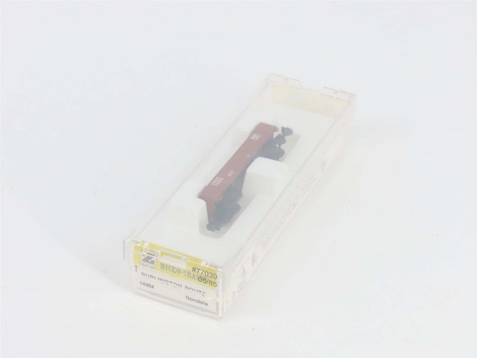 Z Scale Kadee Micro-Trains MTL 14304 CB&Q Burlington Route Gondola #77039