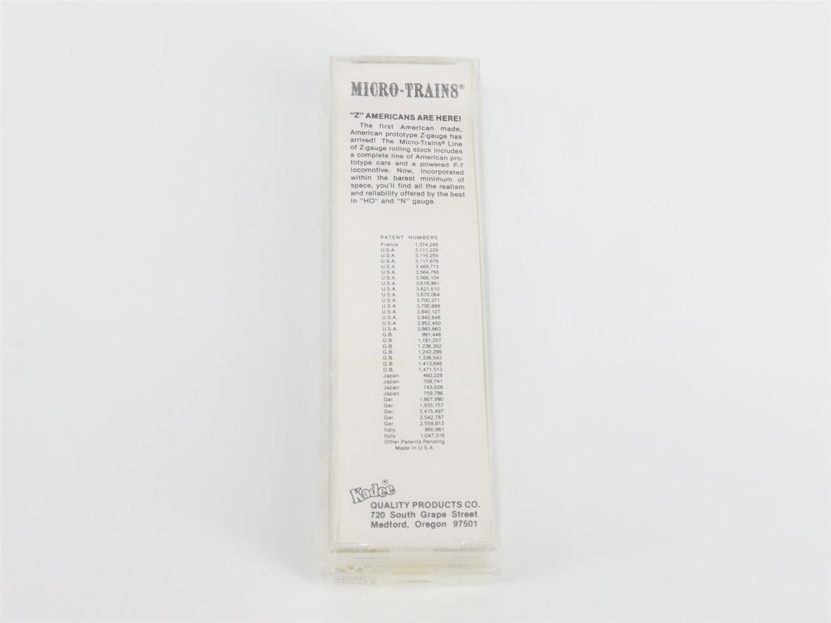 Z Scale Kadee Micro-Trains MTL 14304 CB&amp;Q Burlington Route Gondola #77039