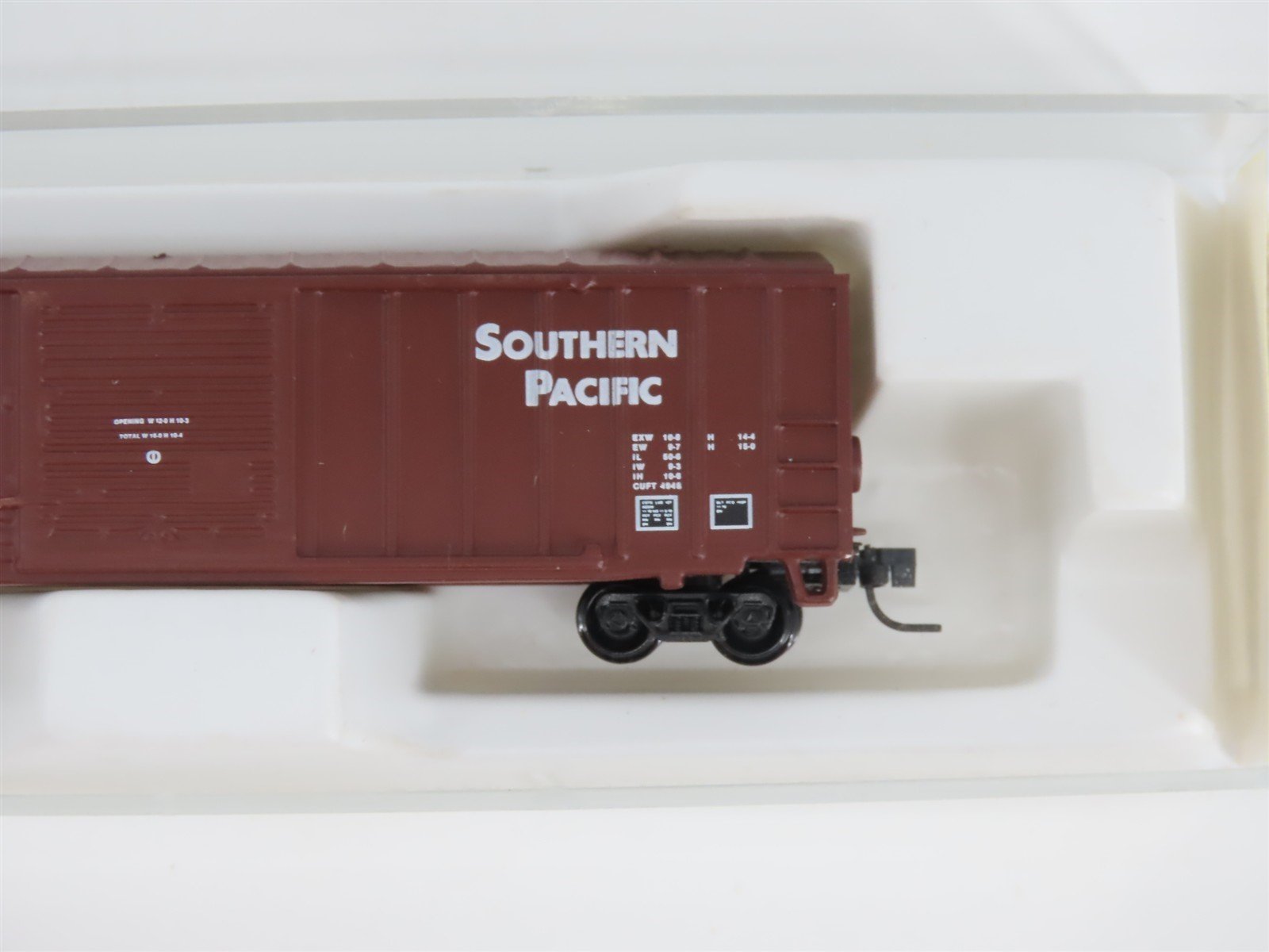 Z Scale Kadee Micro-Trains MTL 14203-2 SP Southern Pacific Box Car #233142
