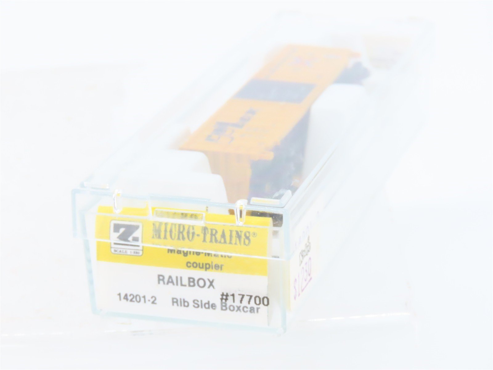 Z Scale Kadee Micro-Trains MTL 14201-2 RBOX Railbox Ribside Box Car #17700