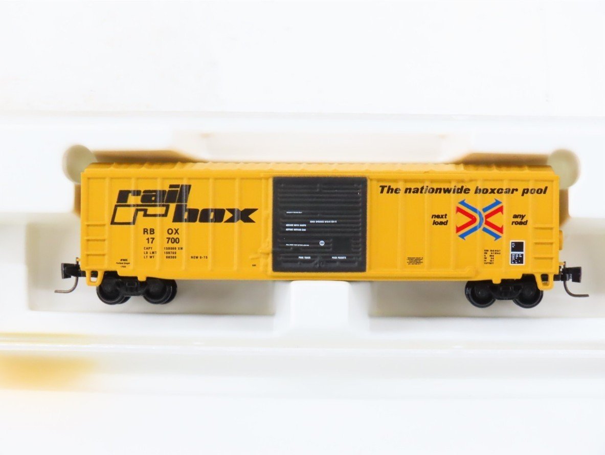 Z Scale Kadee Micro-Trains MTL 14201-2 RBOX Railbox Ribside Box Car #17700