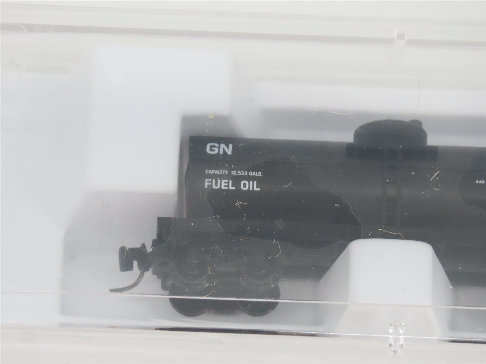Z Scale Micro-Trains MTL 14417-2 GN Great Northern Single Dome Tank Car #X-1155