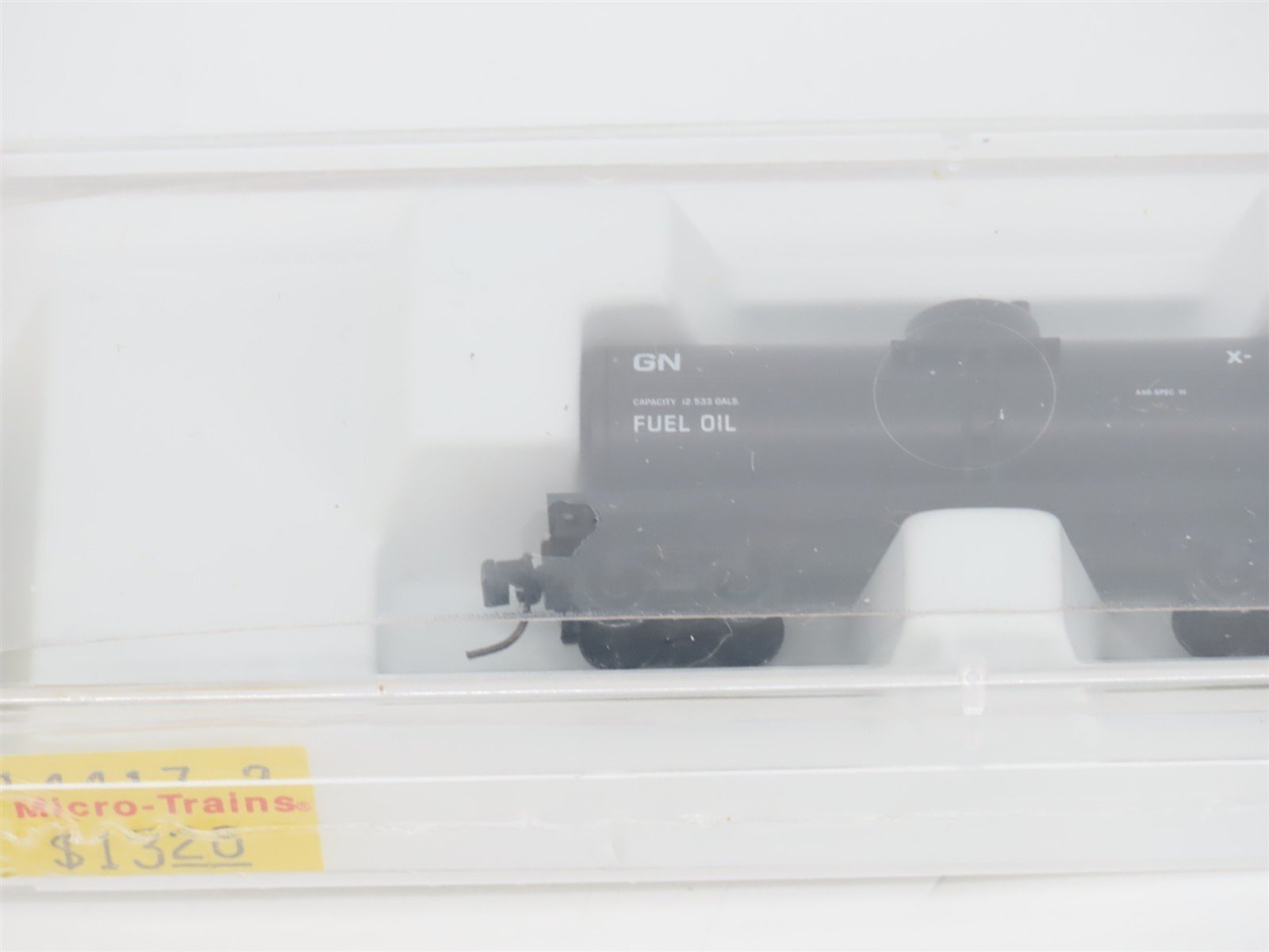 Z Scale Micro-Trains MTL 14417-2 GN Great Northern Single Dome Tank Car #X-1153