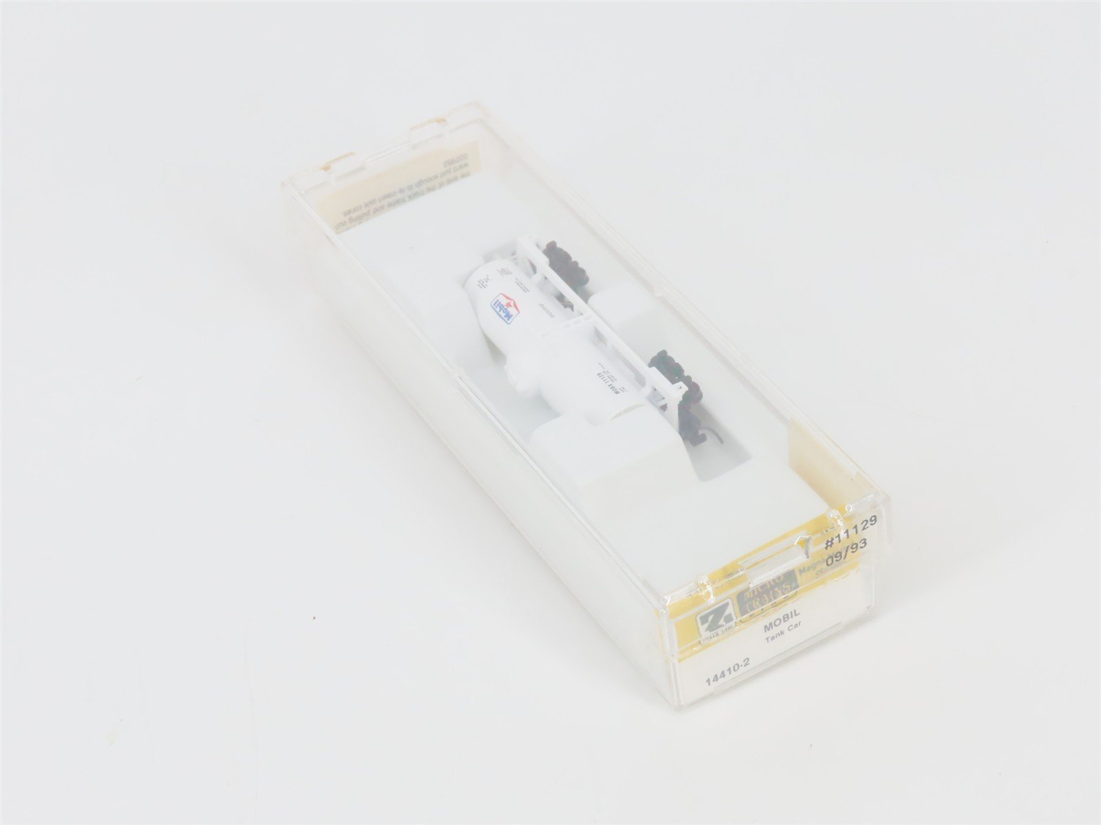 Z Scale Micro-Trains MTL 14410-2 MOBX Mobil Single Dome Tank Car #11129