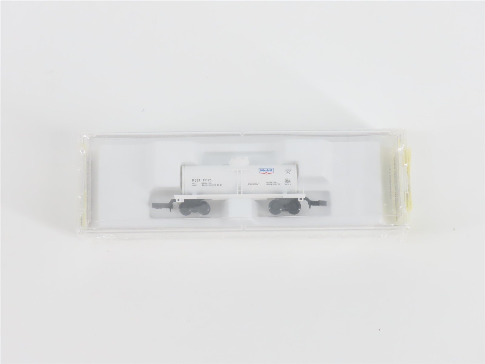 Z Scale Micro-Trains MTL 14410 MOBX Mobil Oil Single Dome Tank Car #11125