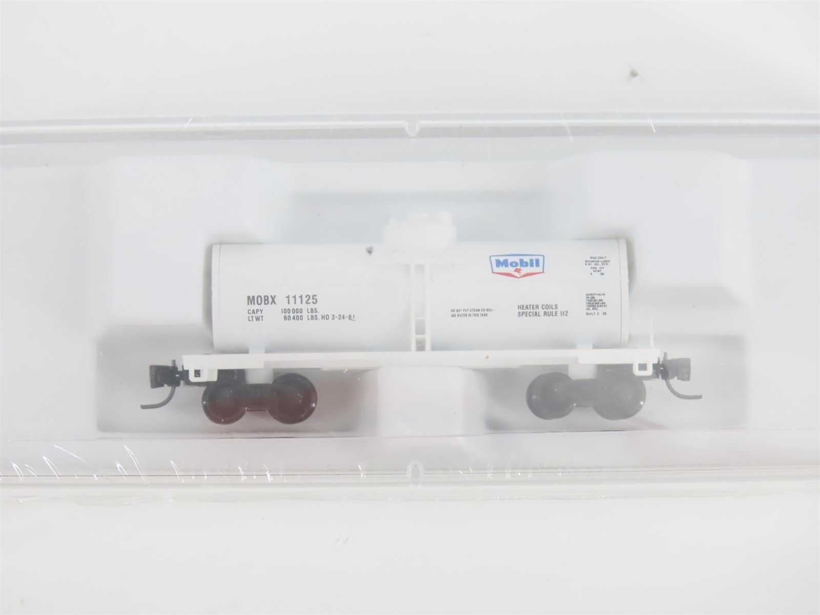 Z Scale Micro-Trains MTL 14410-2 MOBX Mobil Oil Single Dome Tank Car #11125
