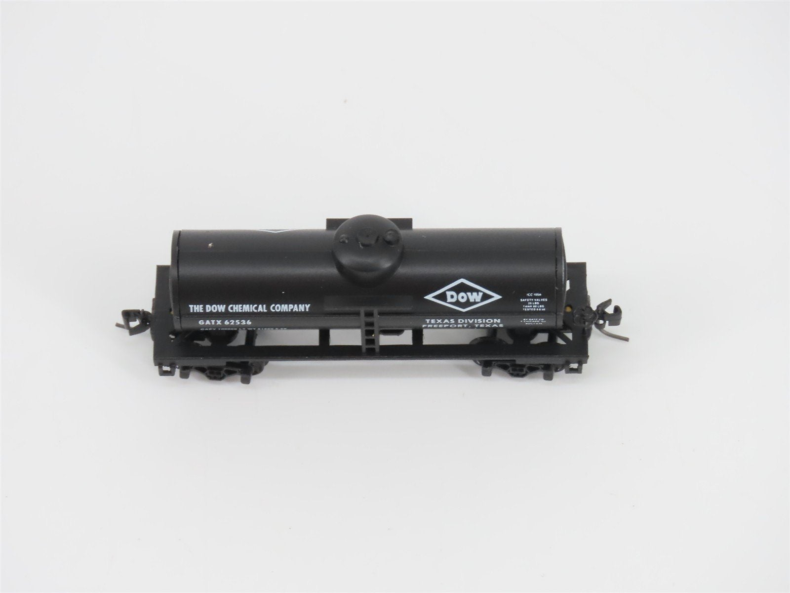 Z Scale Micro-Train MTL 14409-2 GATX Dow Chemical Single Dome Tank Car #62536