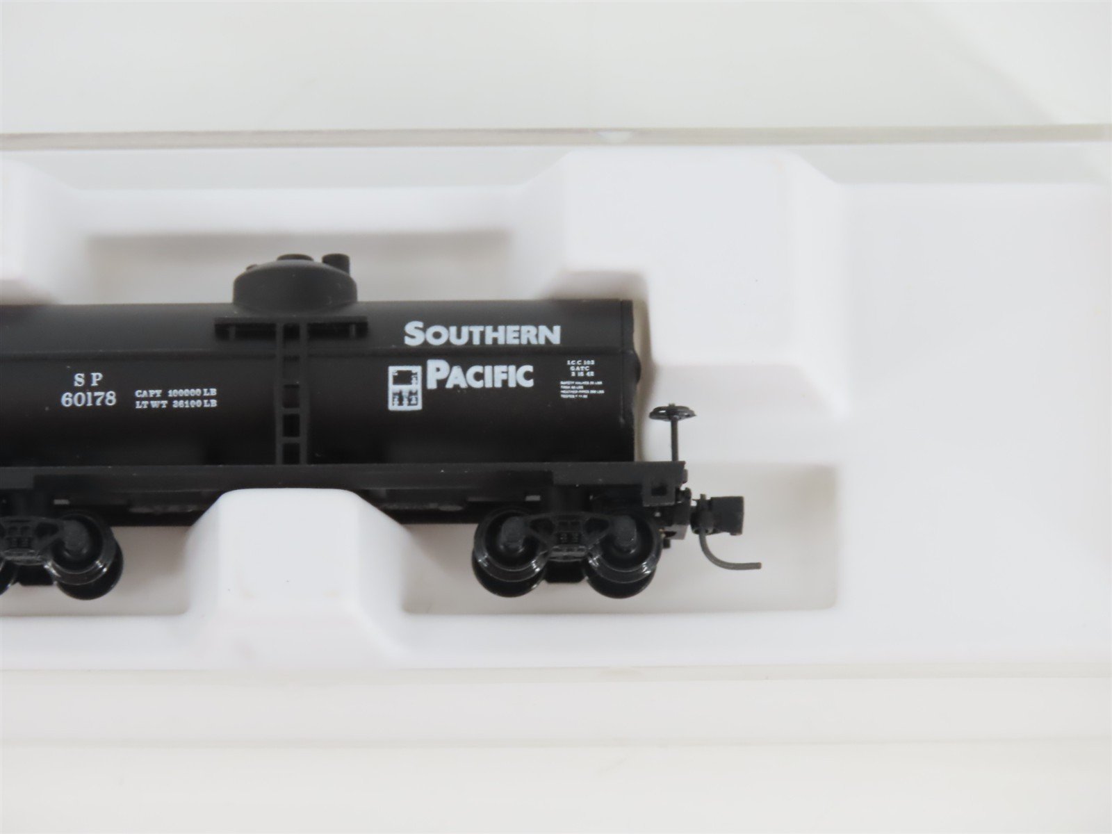 Z Kadee Micro-Trains MTL 14408-2 SP Southern Pacific Single Dome Tank Car #60178