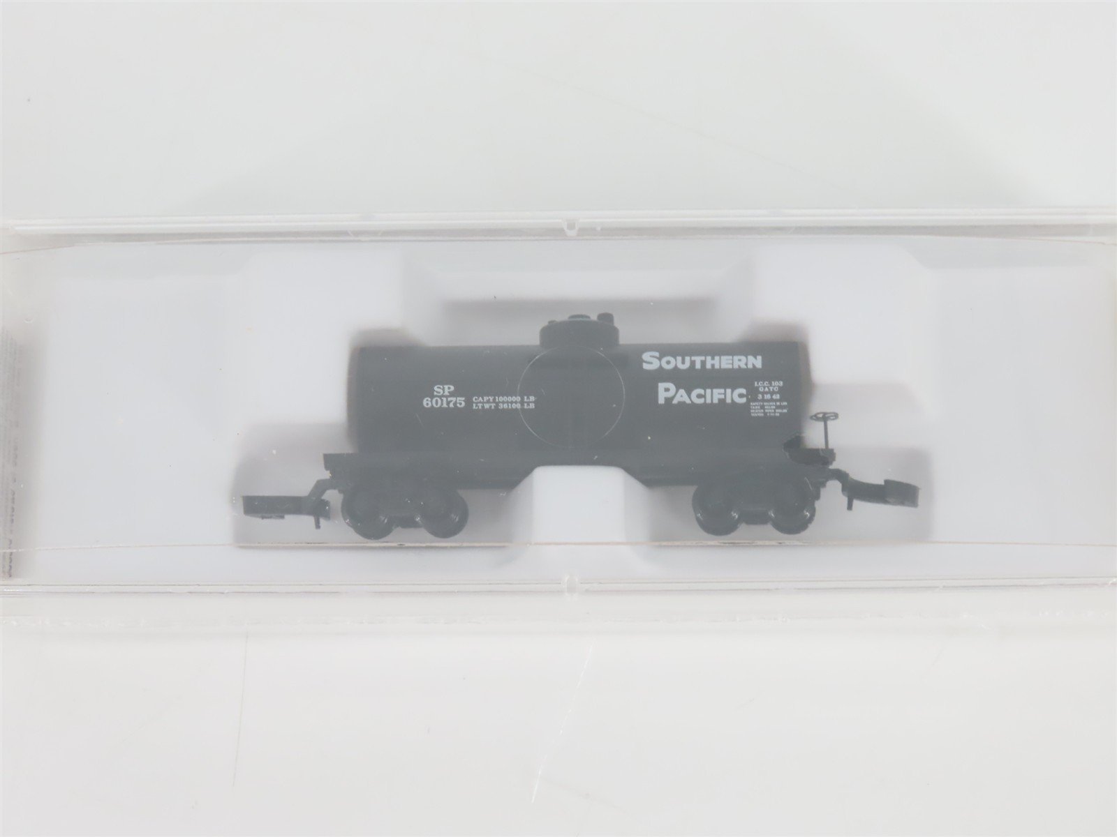 Z Scale Micro-Trains MTL 14408 SP Southern Pacific Single Dome Tank Car #60175