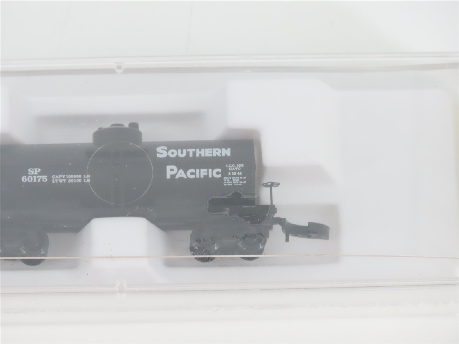 Z Scale Micro-Trains MTL 14408 SP Southern Pacific Single Dome Tank Car #60175