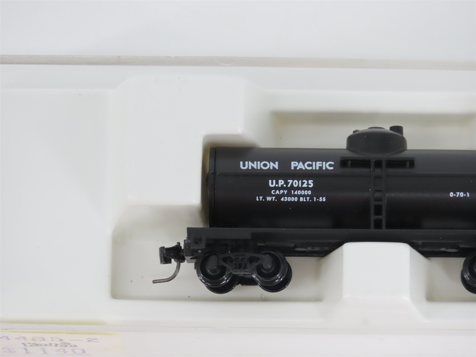 Z Kadee Micro-Trains MTL 14405-2 UP Union Pacific Single Dome Tank Car #70125