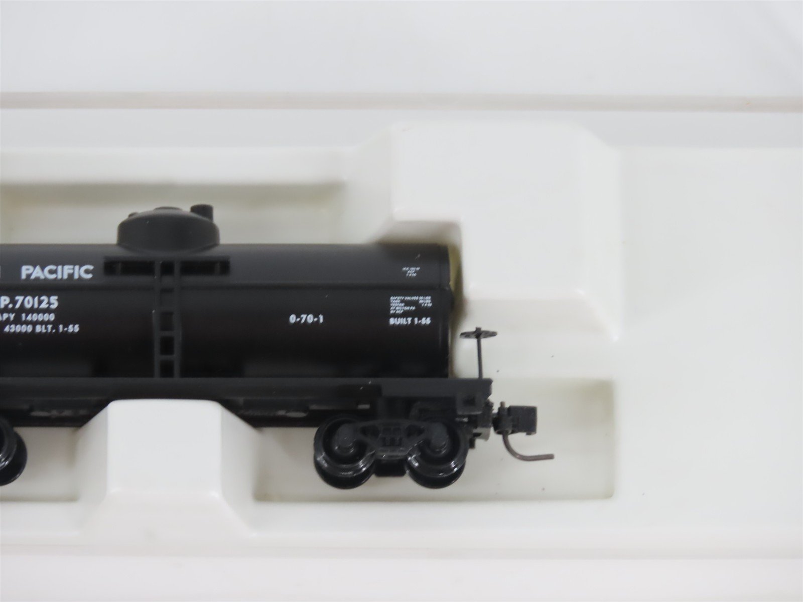 Z Kadee Micro-Trains MTL 14405-2 UP Union Pacific Single Dome Tank Car #70125