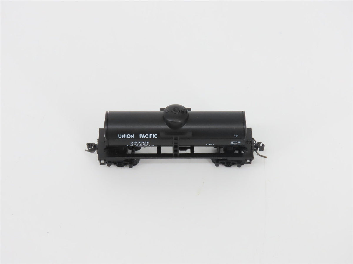 Z Kadee Micro-Trains MTL 14405-2 UP Union Pacific Single Dome Tank Car #70125