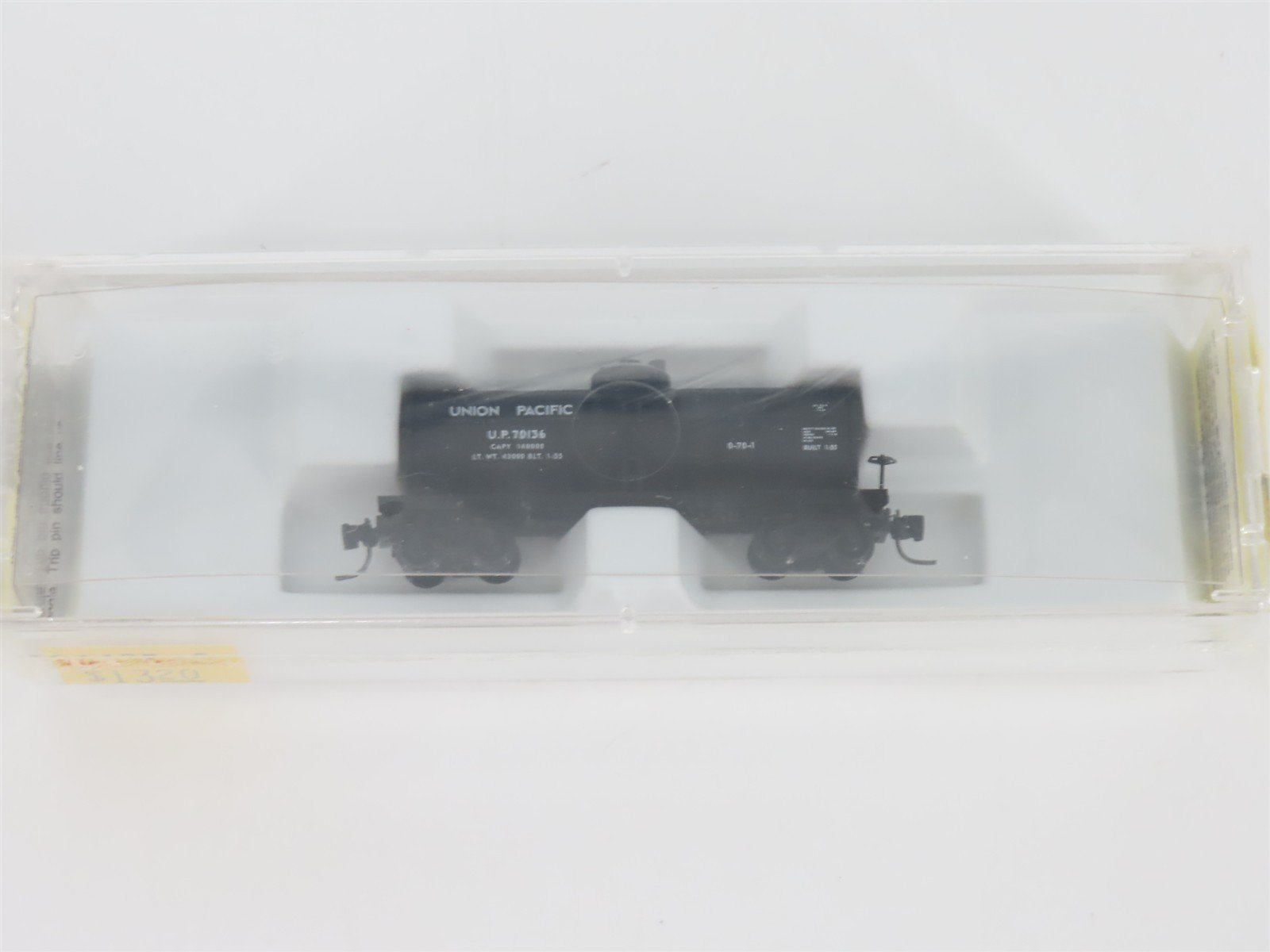 Z Scale Micro-Trains MTL 14405-2 UP Union Pacific Single Dome Tank Car #70136